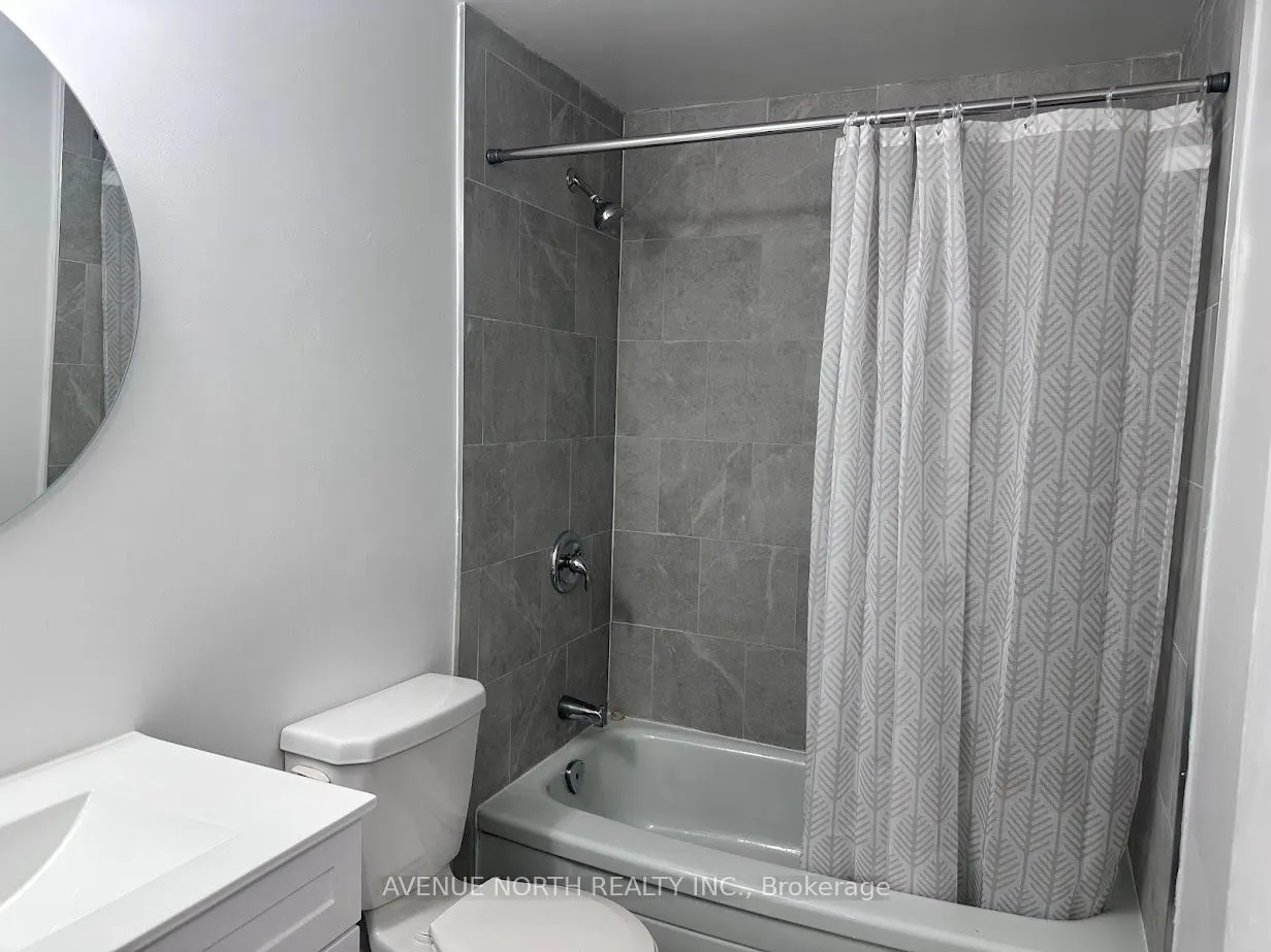 1370 Foxwell Street #7