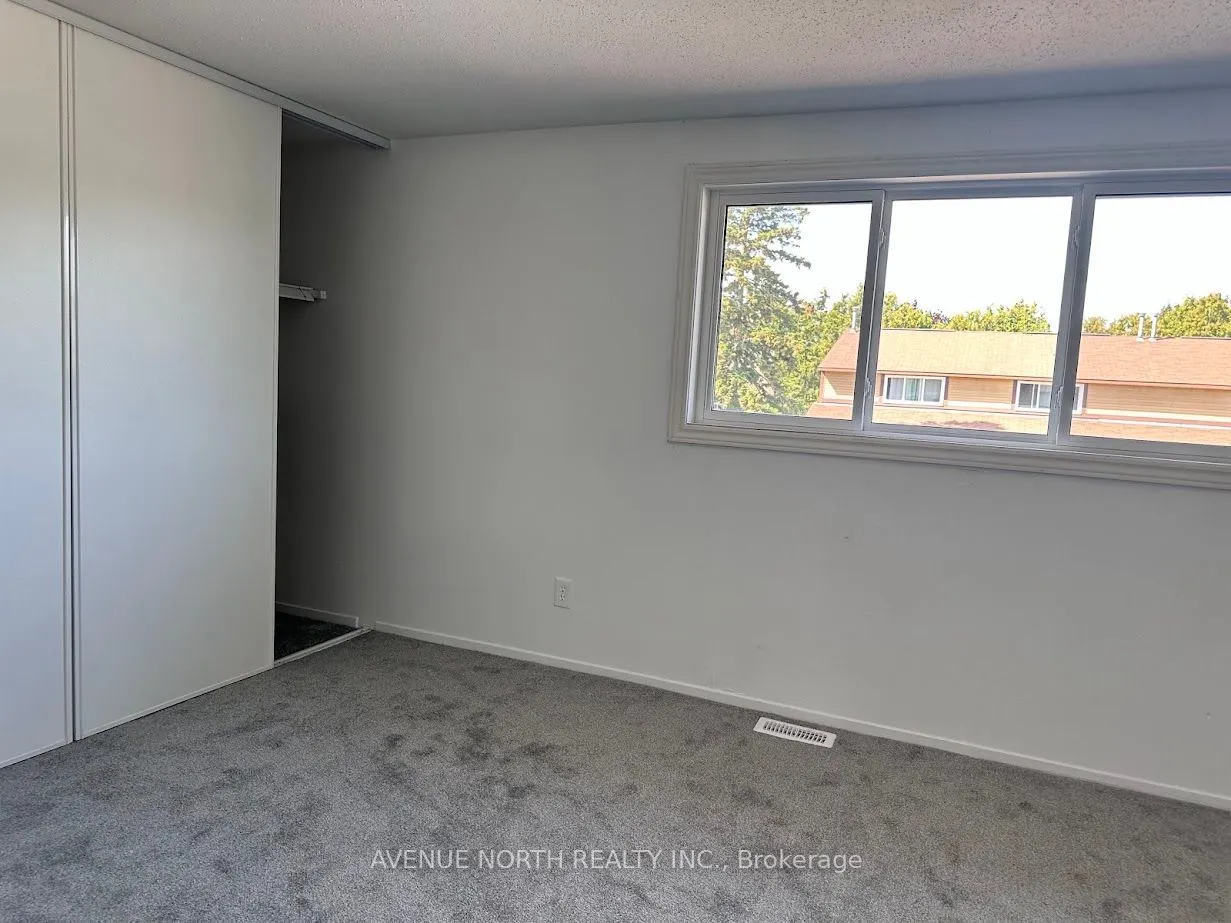 1469 Foxwell Street #1
