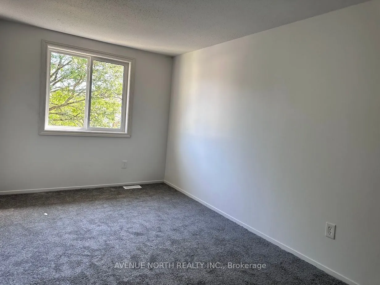 1469 Foxwell Street #1