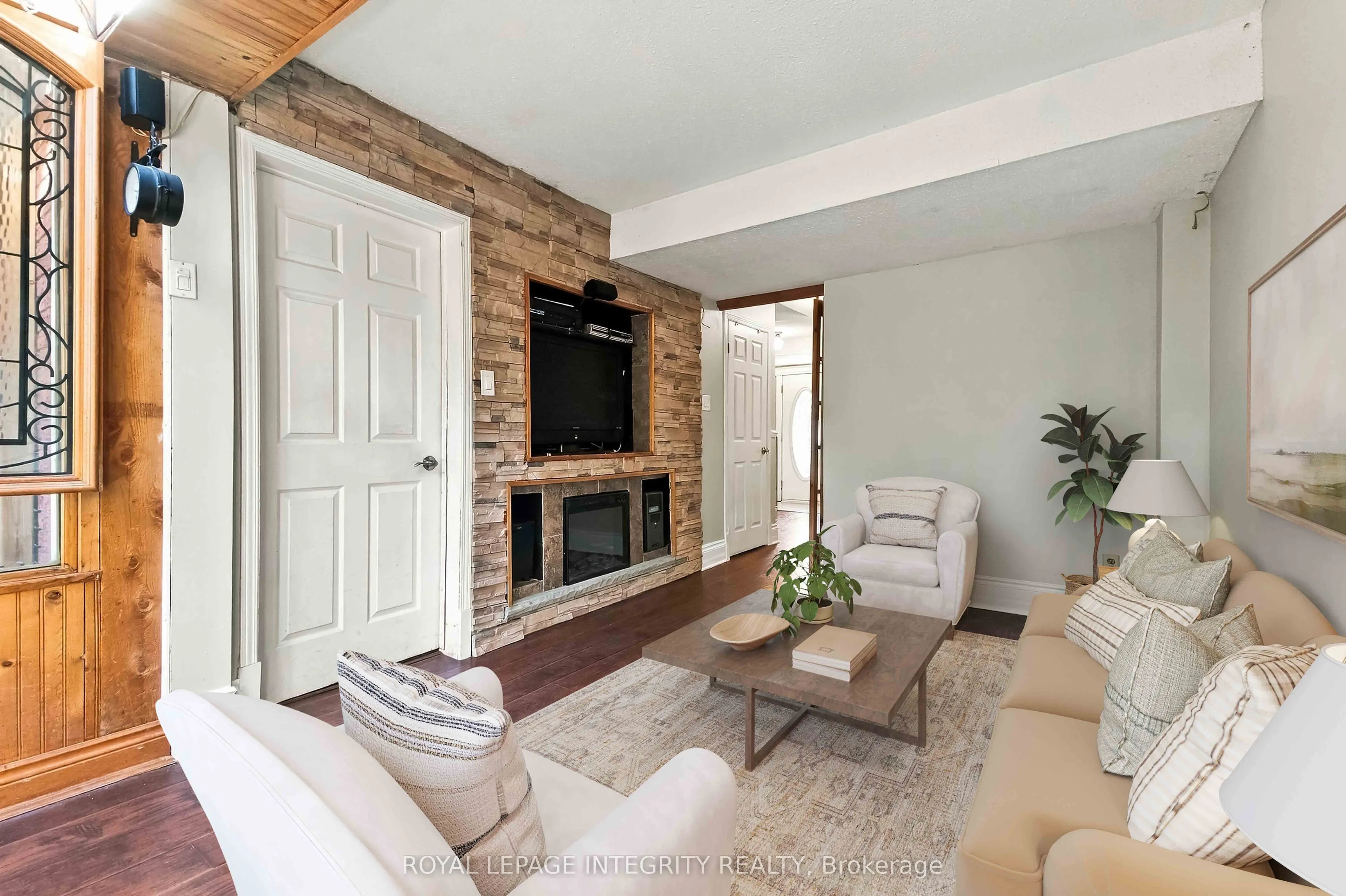 4 Berton Place #Unit 11