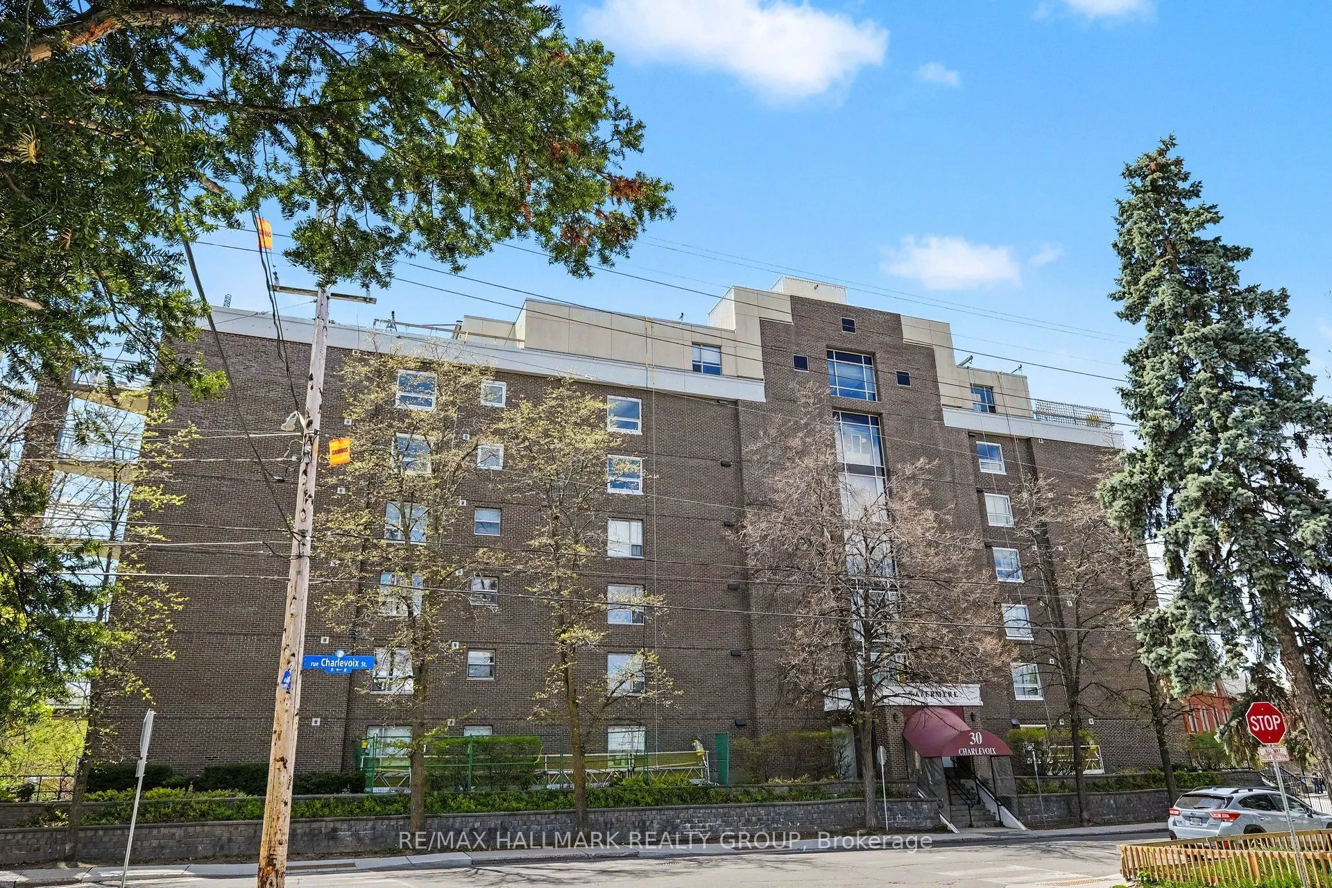 30 Charlevoix Street #103