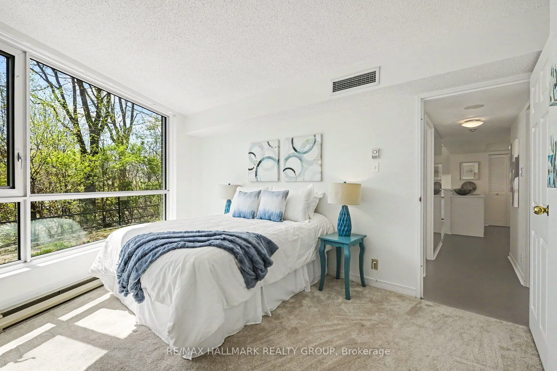 30 Charlevoix Street #103