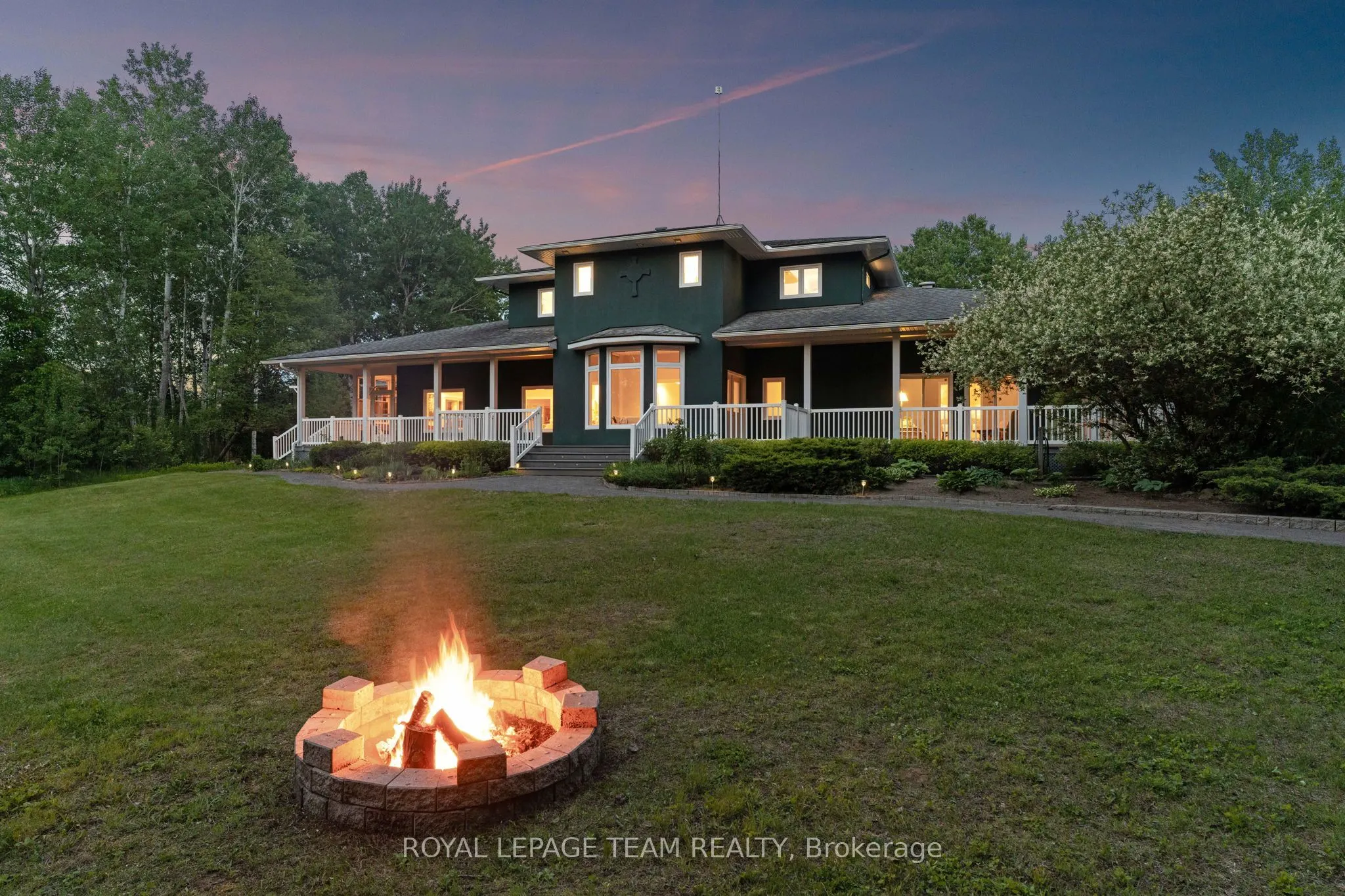 1526 Carsonby Road E