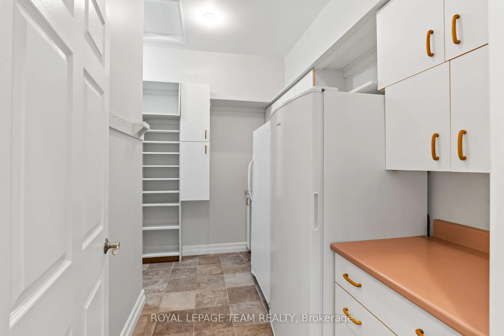 1526 Carsonby Road E