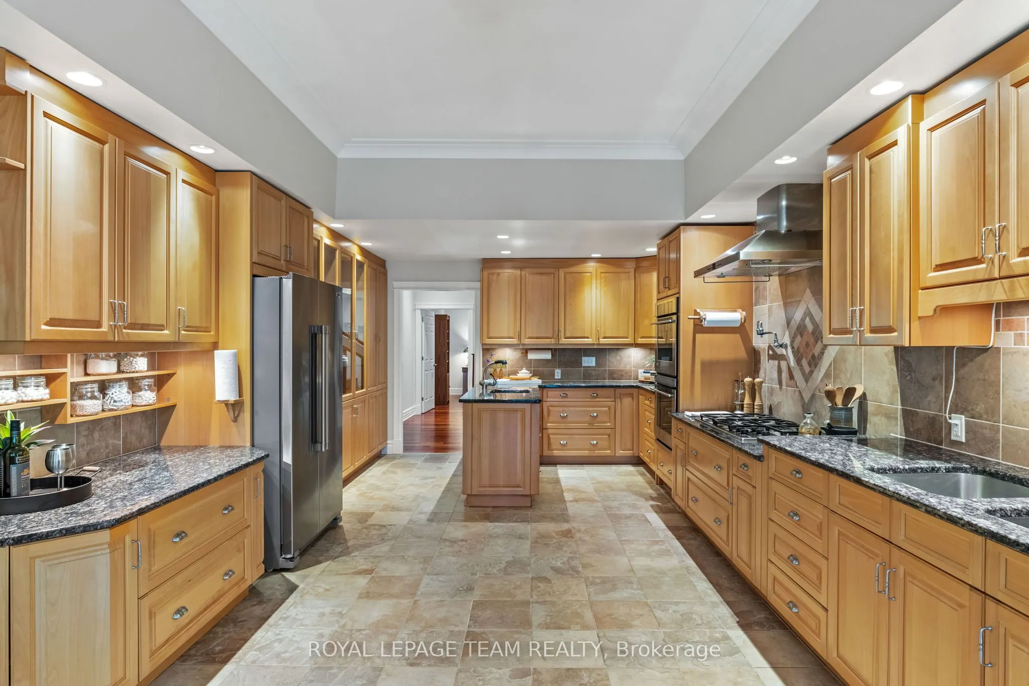 1526 Carsonby Road E