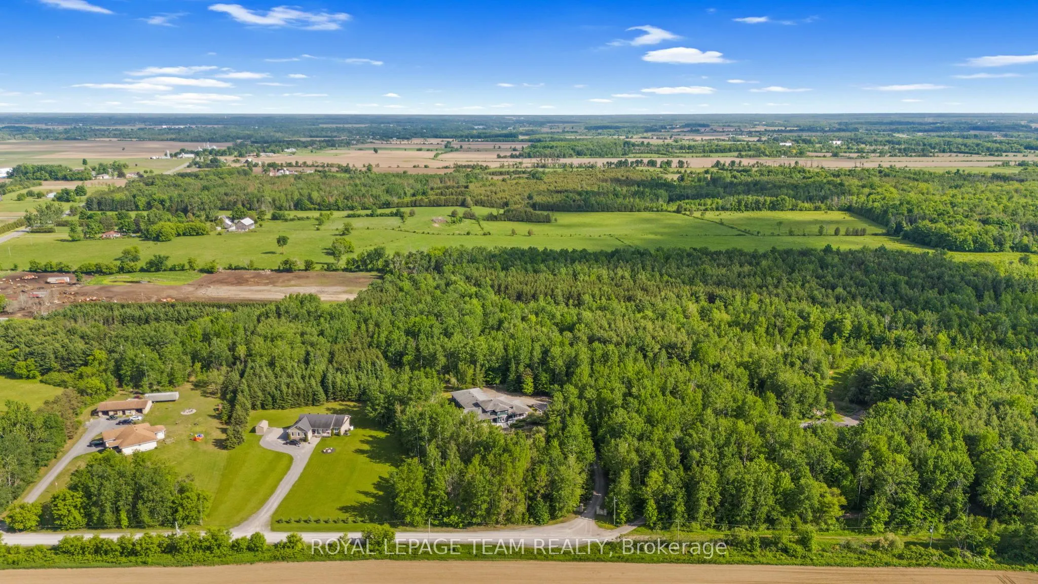 1526 Carsonby Road E
