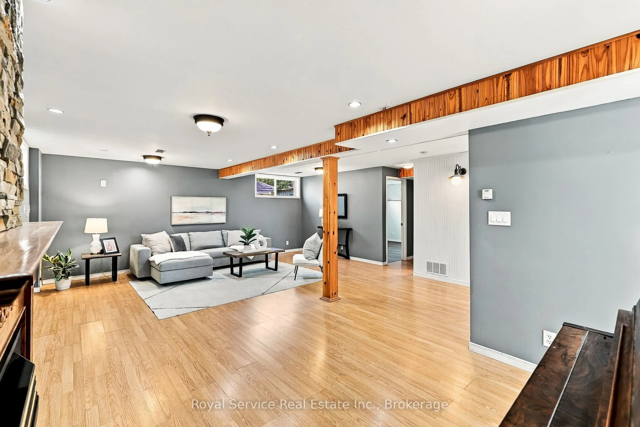 432 Duffy Street