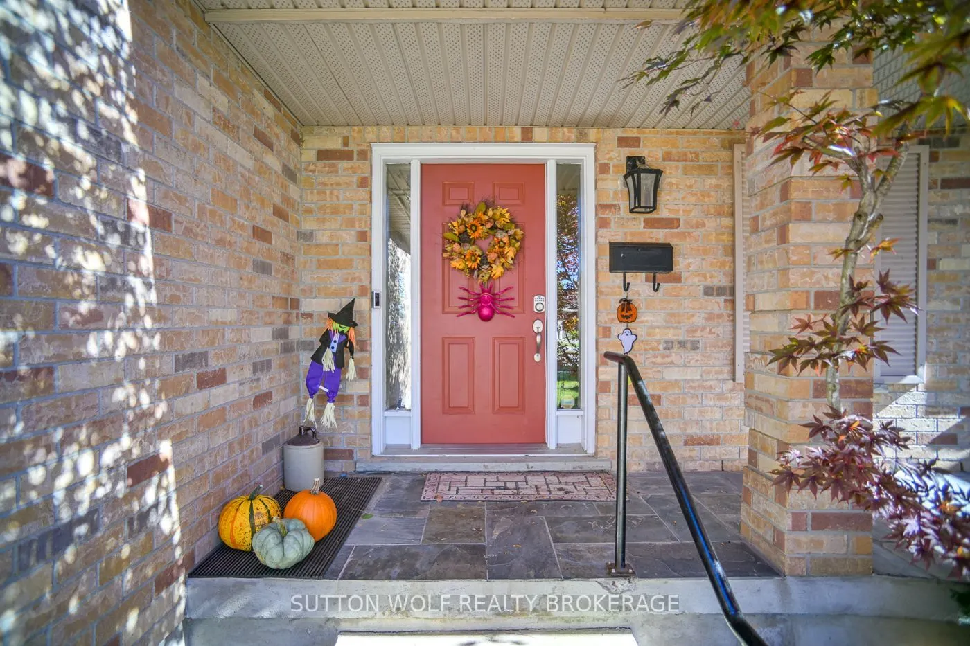 67 Willow Crescent
