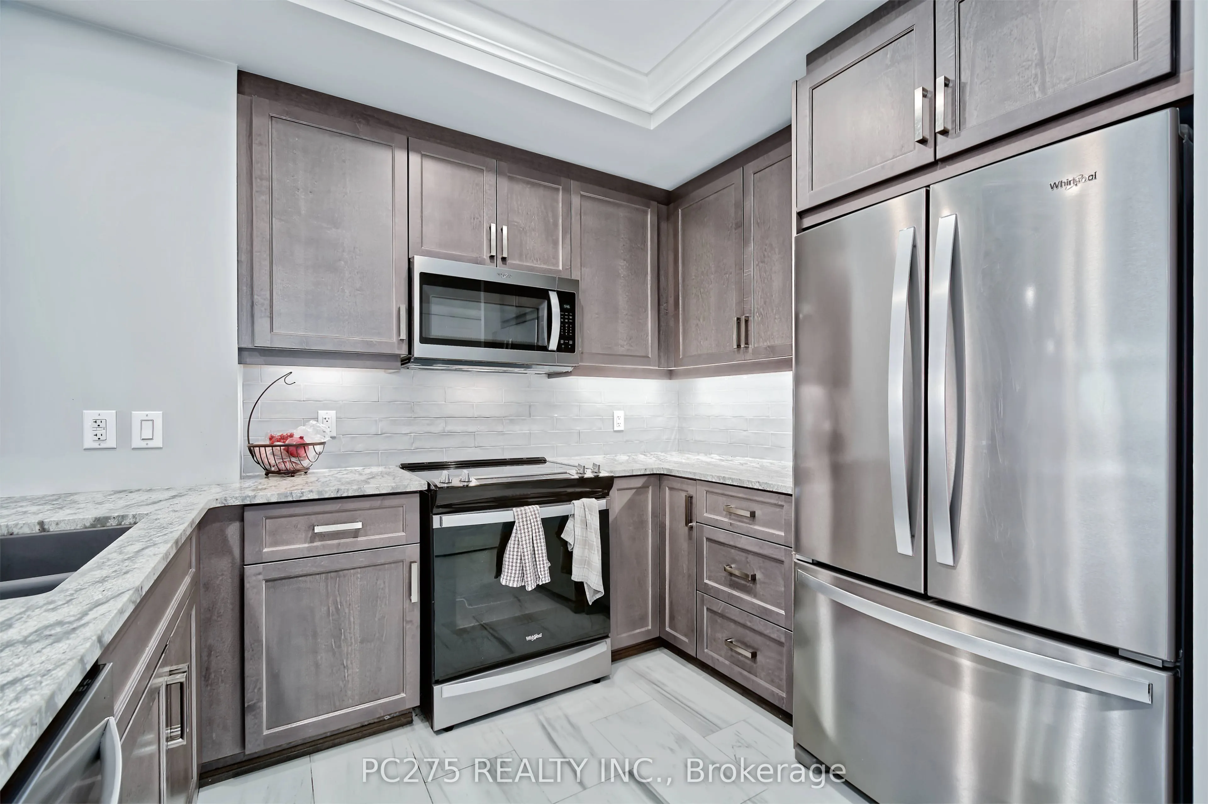 1975 Fountain Grass Drive #412