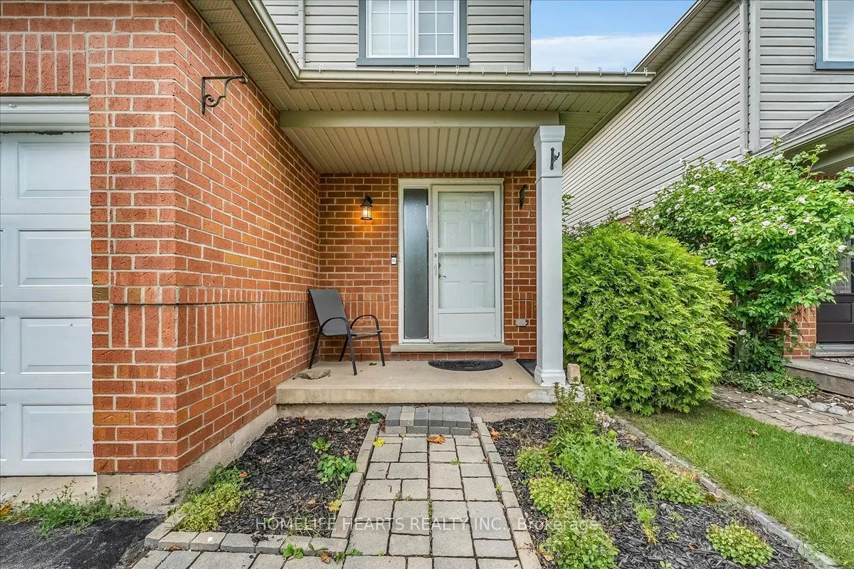 21 Bronte Court