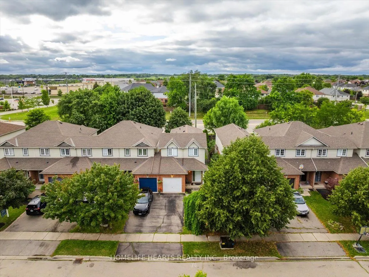 21 Bronte Court
