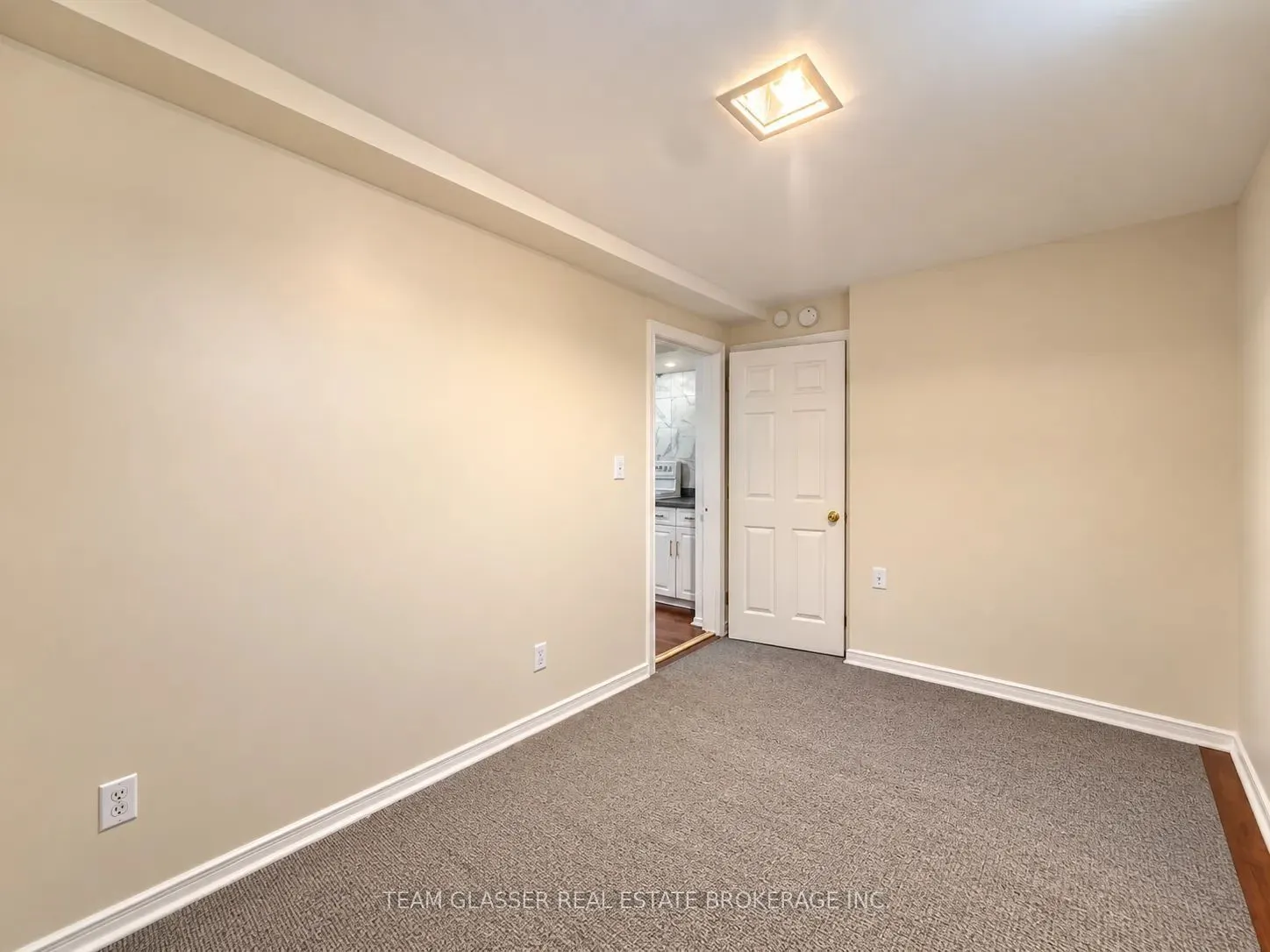 471 English Street #3