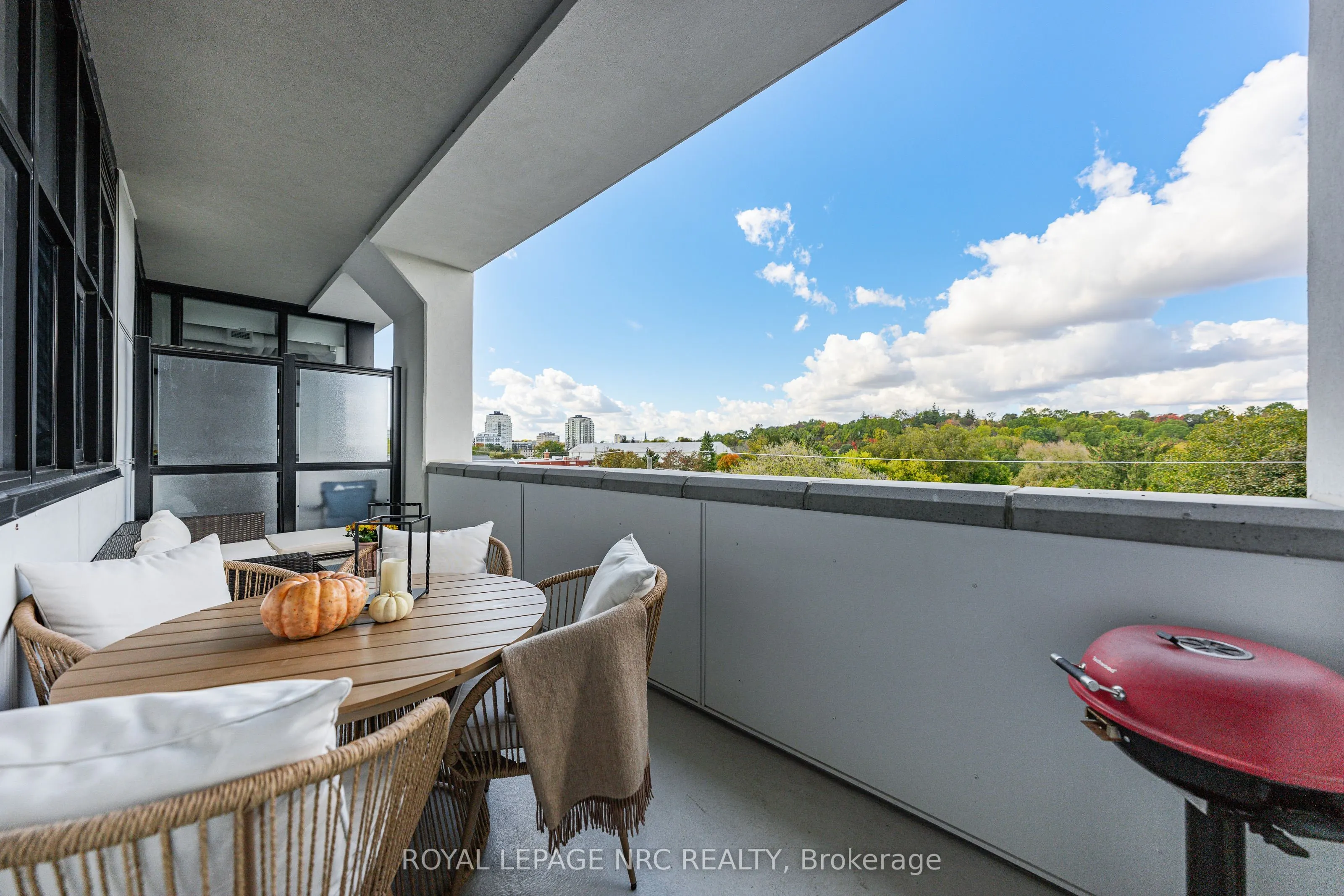 120 Huron Street #418