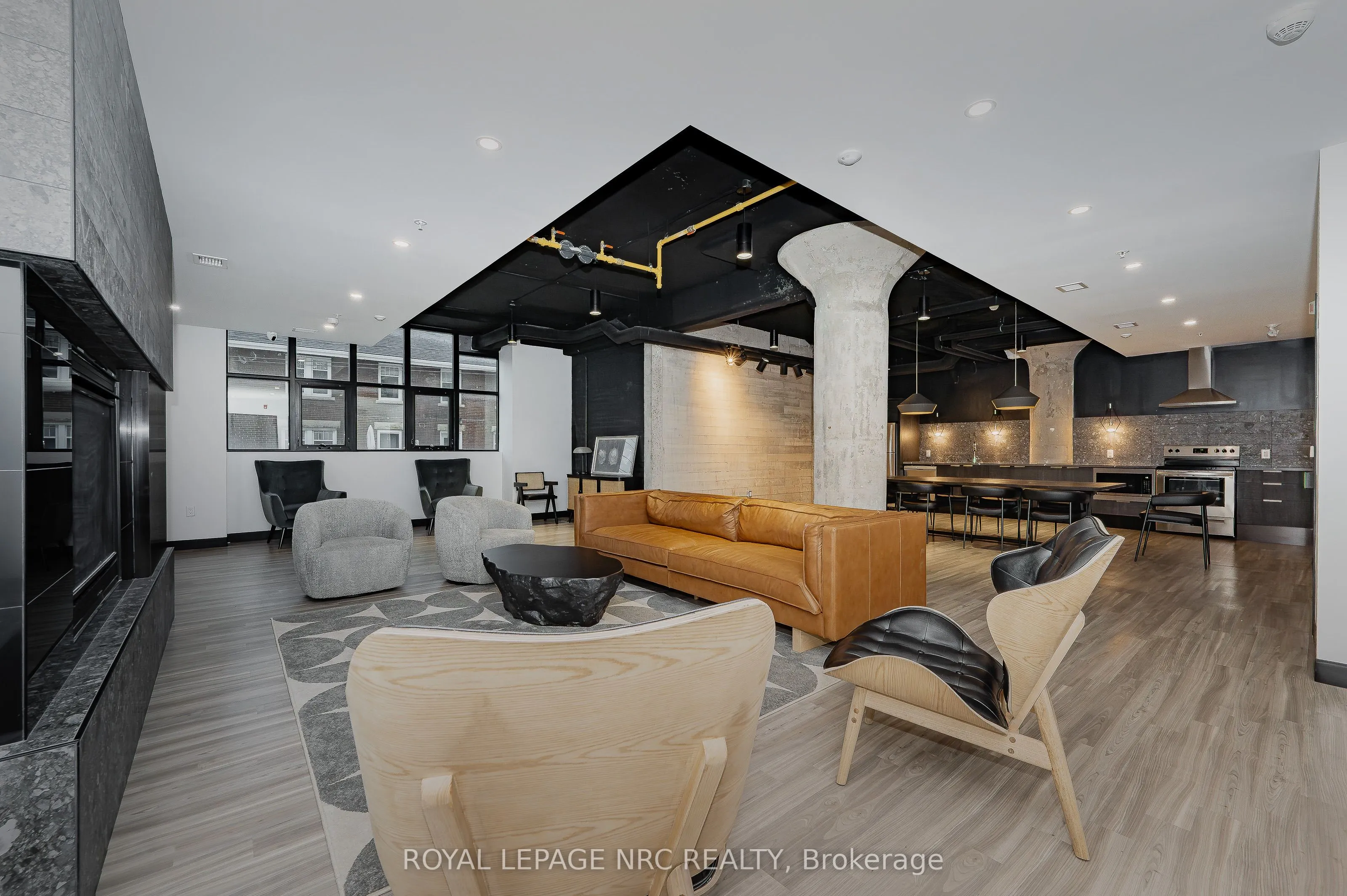 120 Huron Street #418