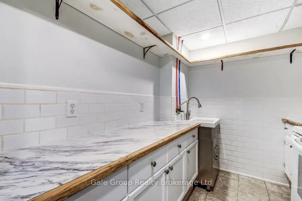 724 Garden Court