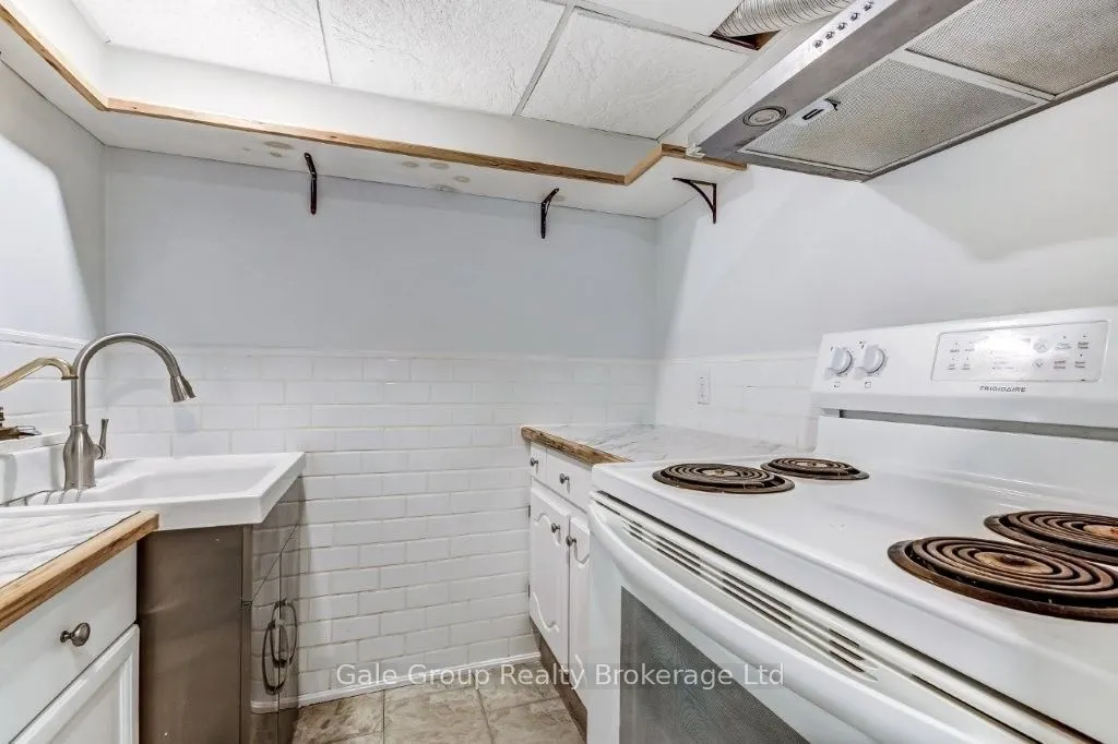 724 Garden Court