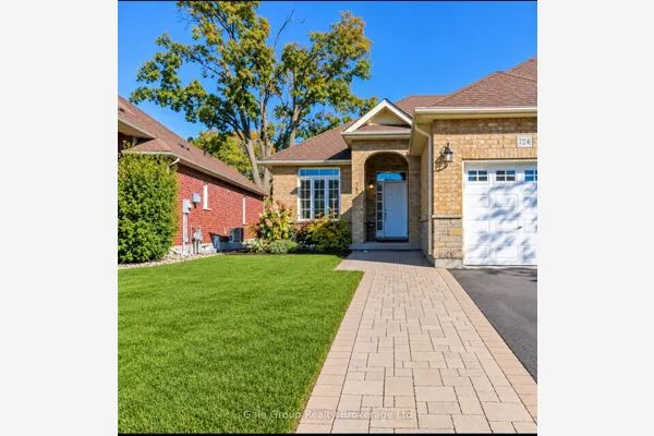 724 Garden Court
