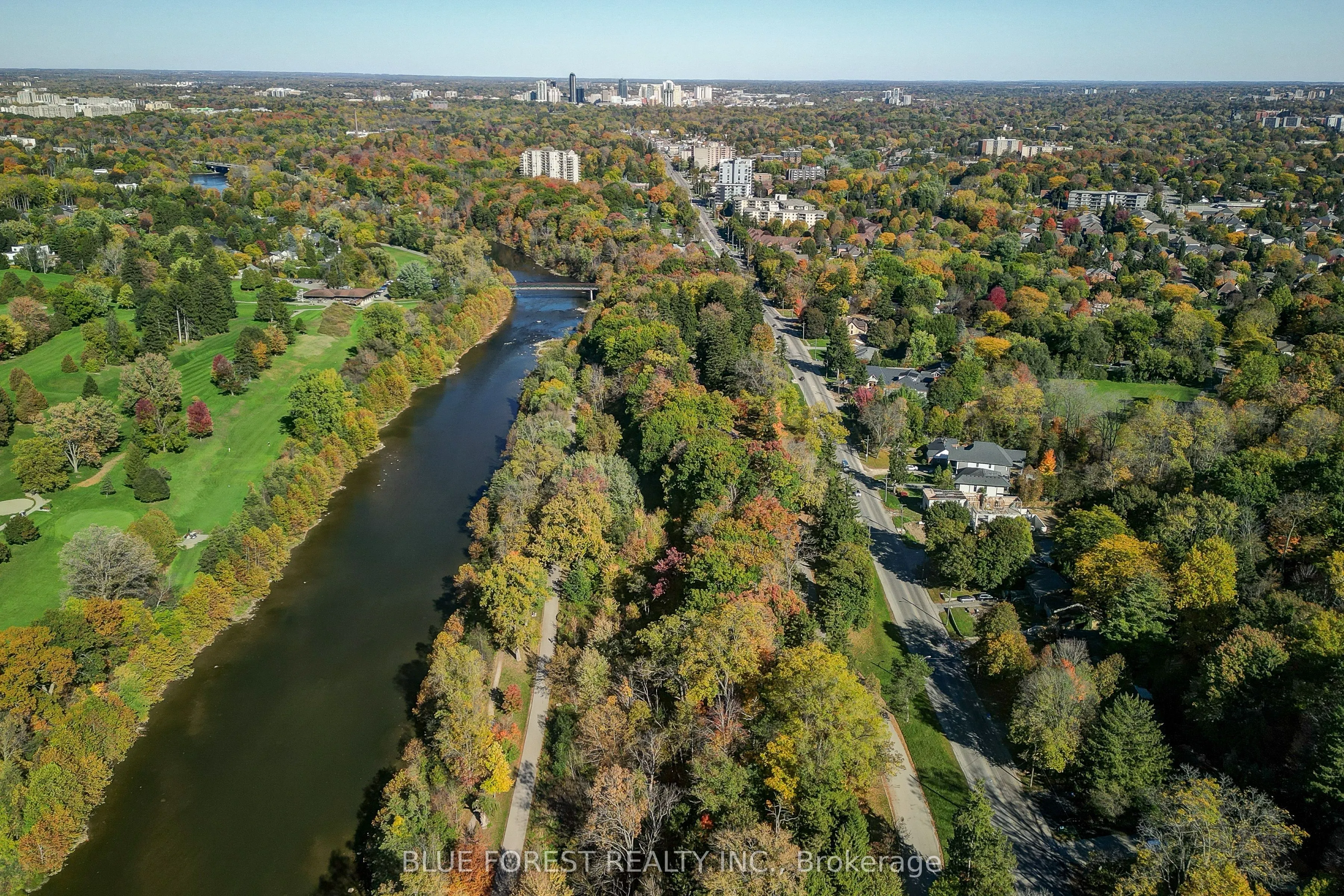 786 Springbank Drive