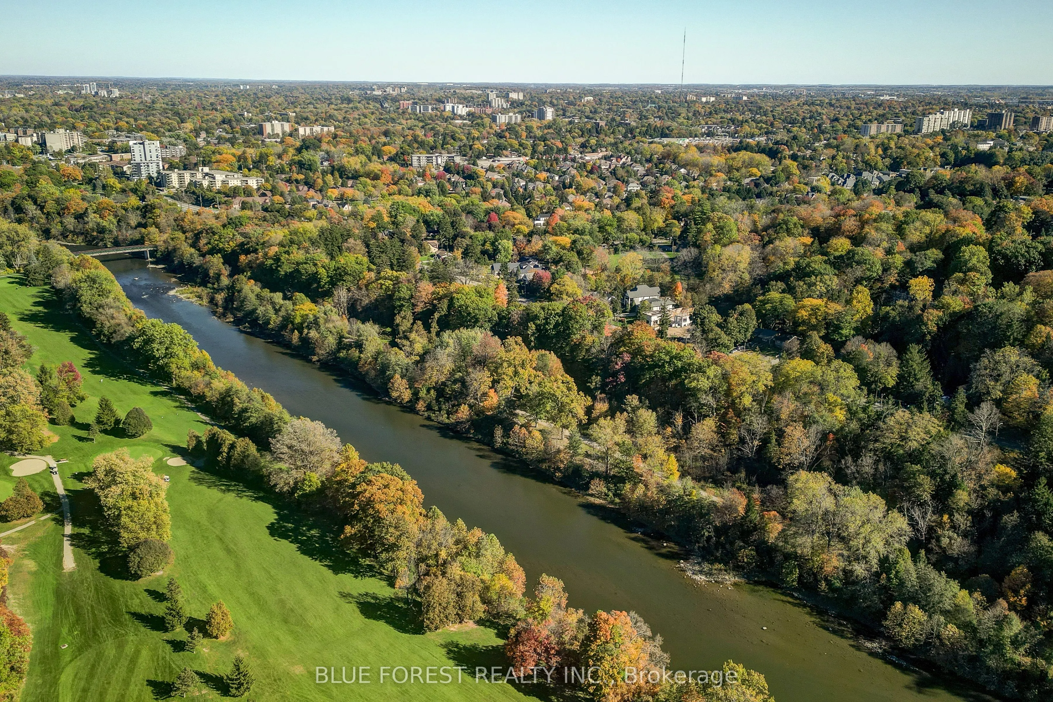 786 Springbank Drive