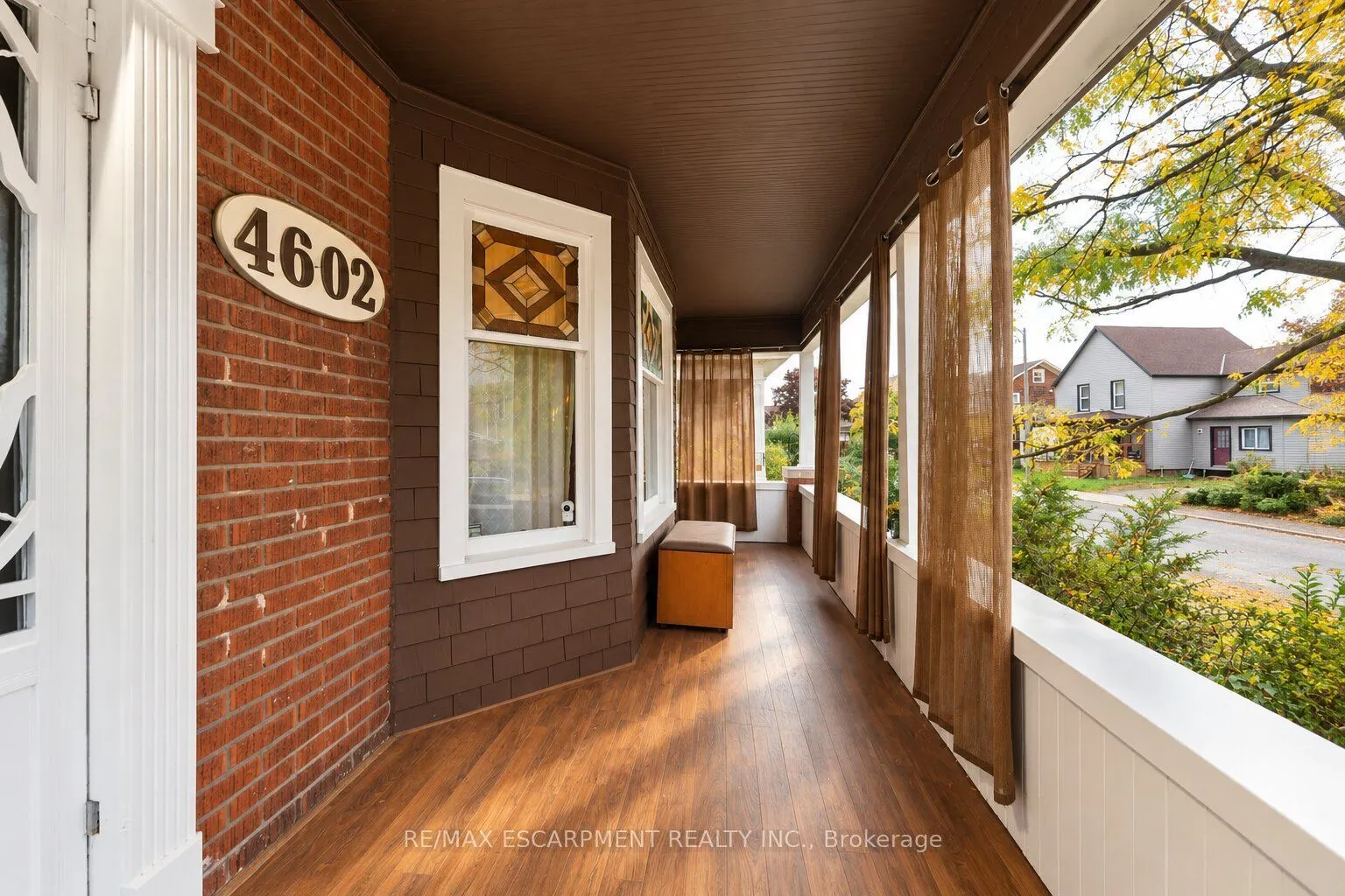 4602 Ryerson Crescent