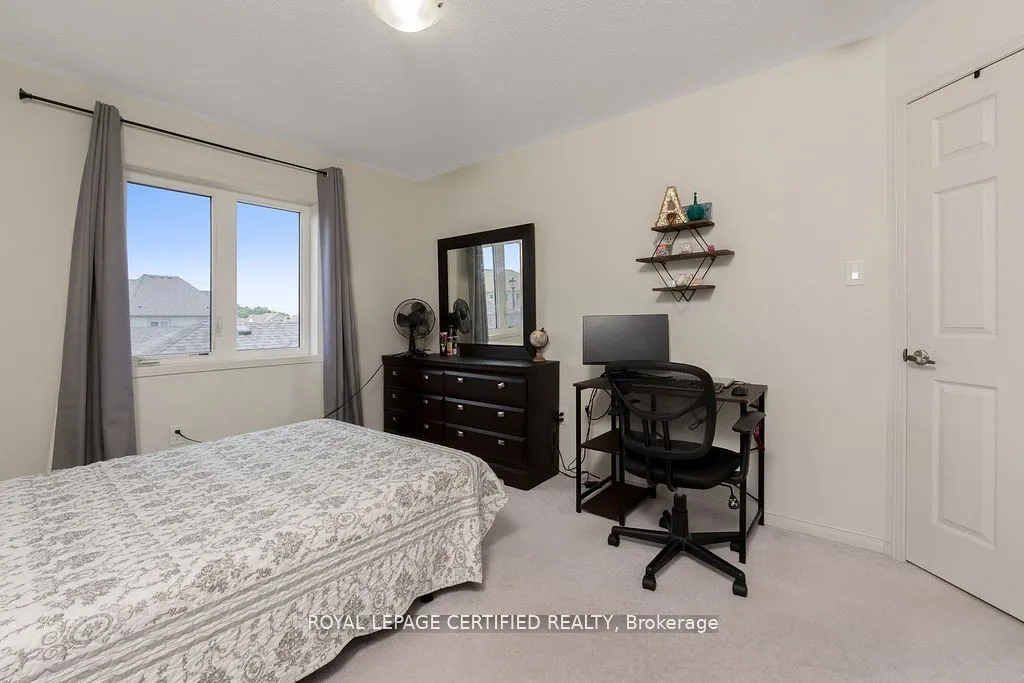 25 Elliot Street E #2