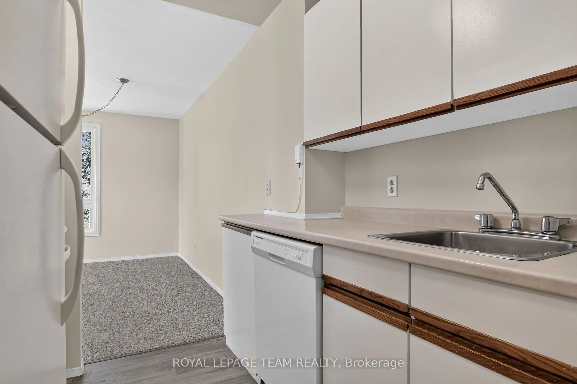 2 Charlotte Place #21