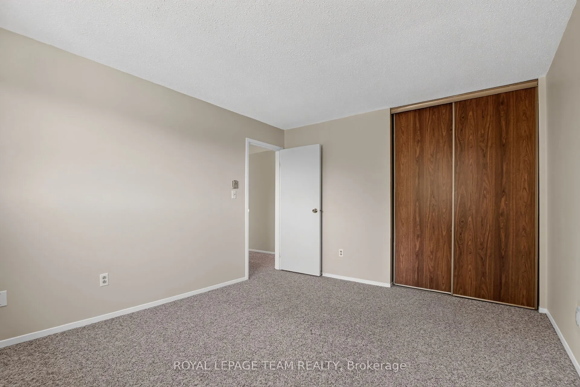 2 Charlotte Place #21