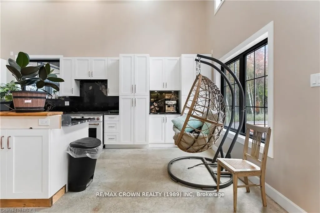 24 Sun Valley Way