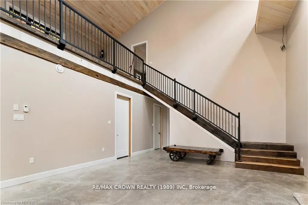 24 Sun Valley Way