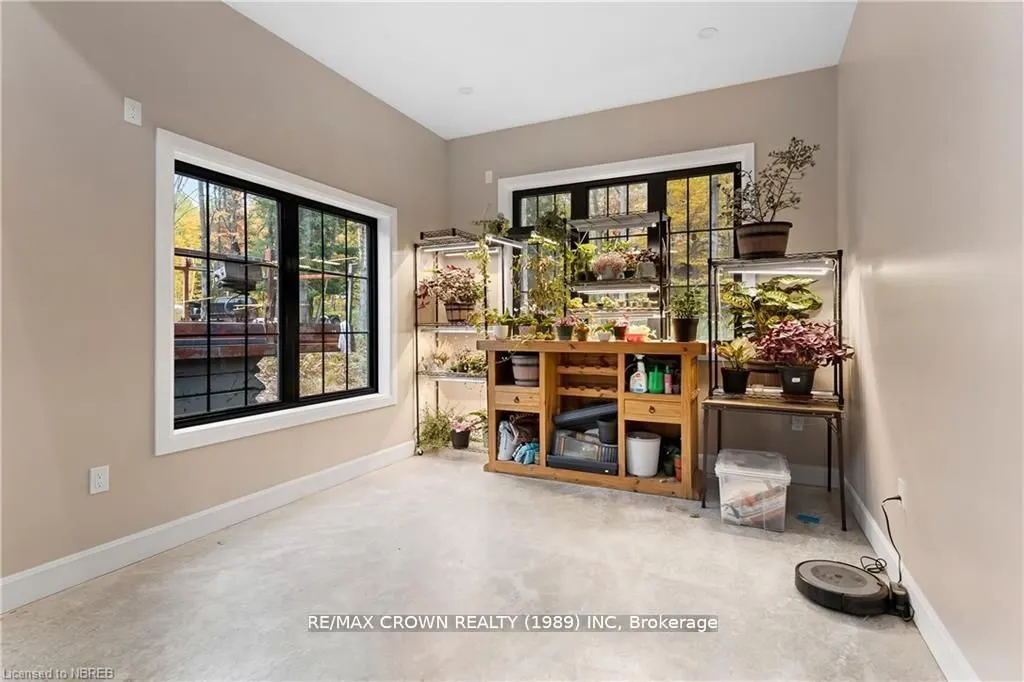24 Sun Valley Way