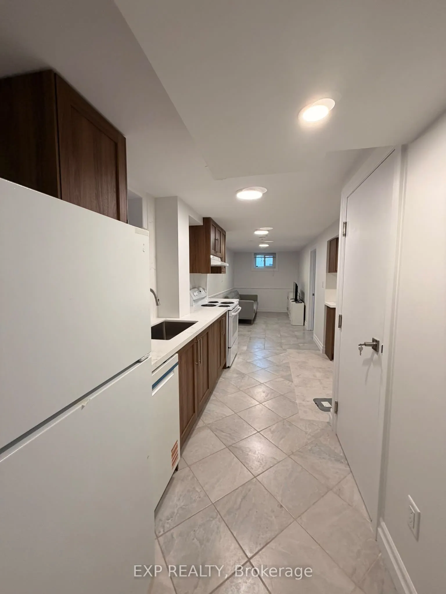 103 Mcanulty Boulevard #Lower