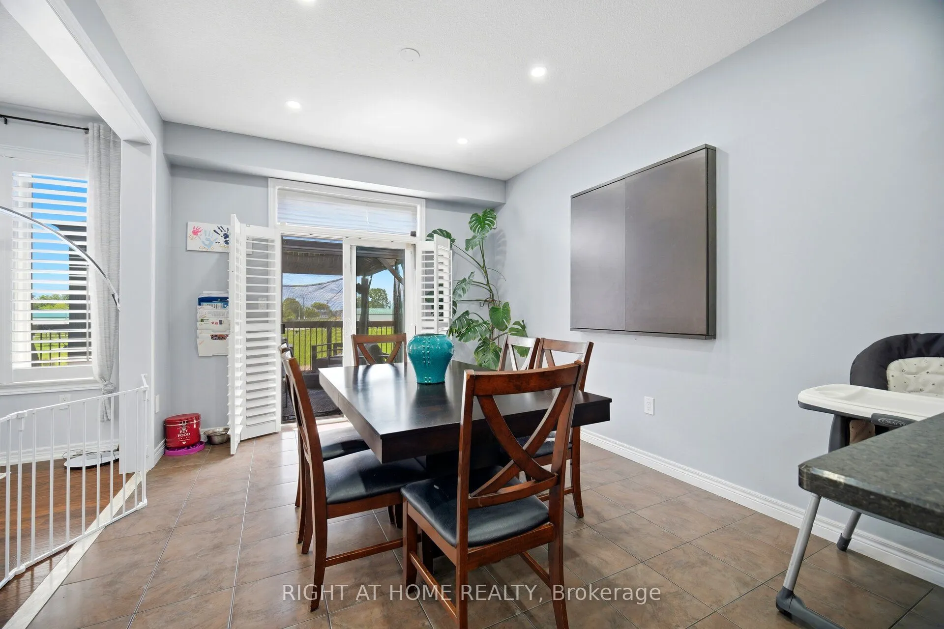 79 Garinger Crescent