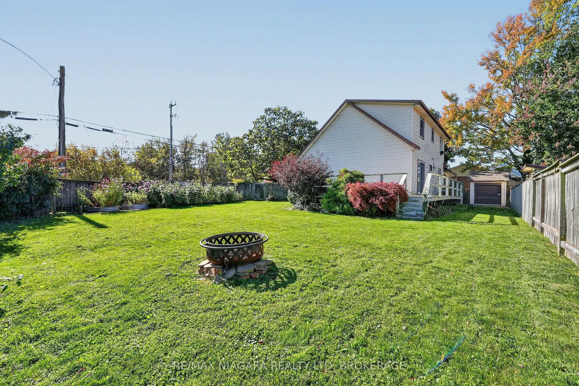 5001 HILLSIDE Drive