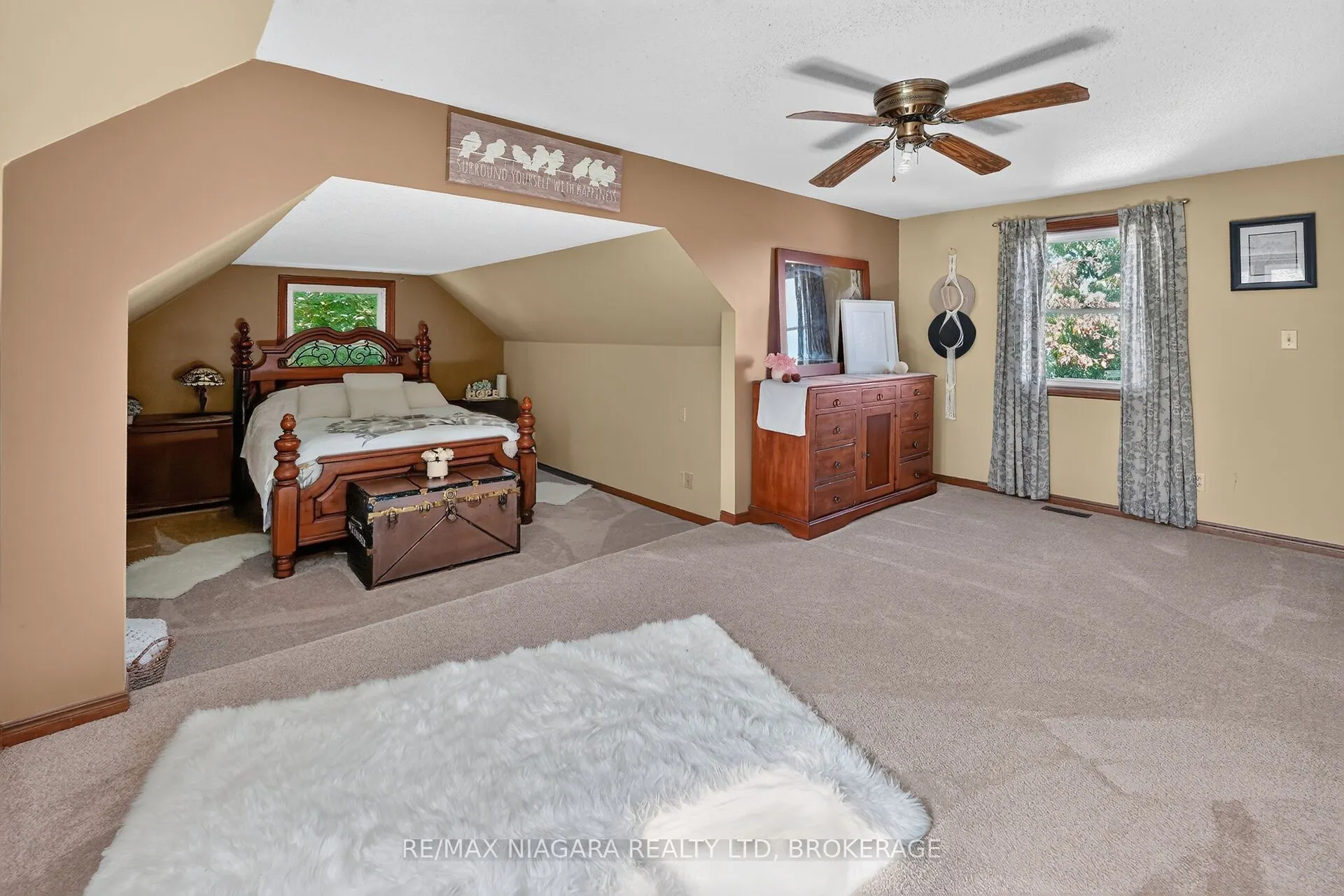 5001 HILLSIDE Drive