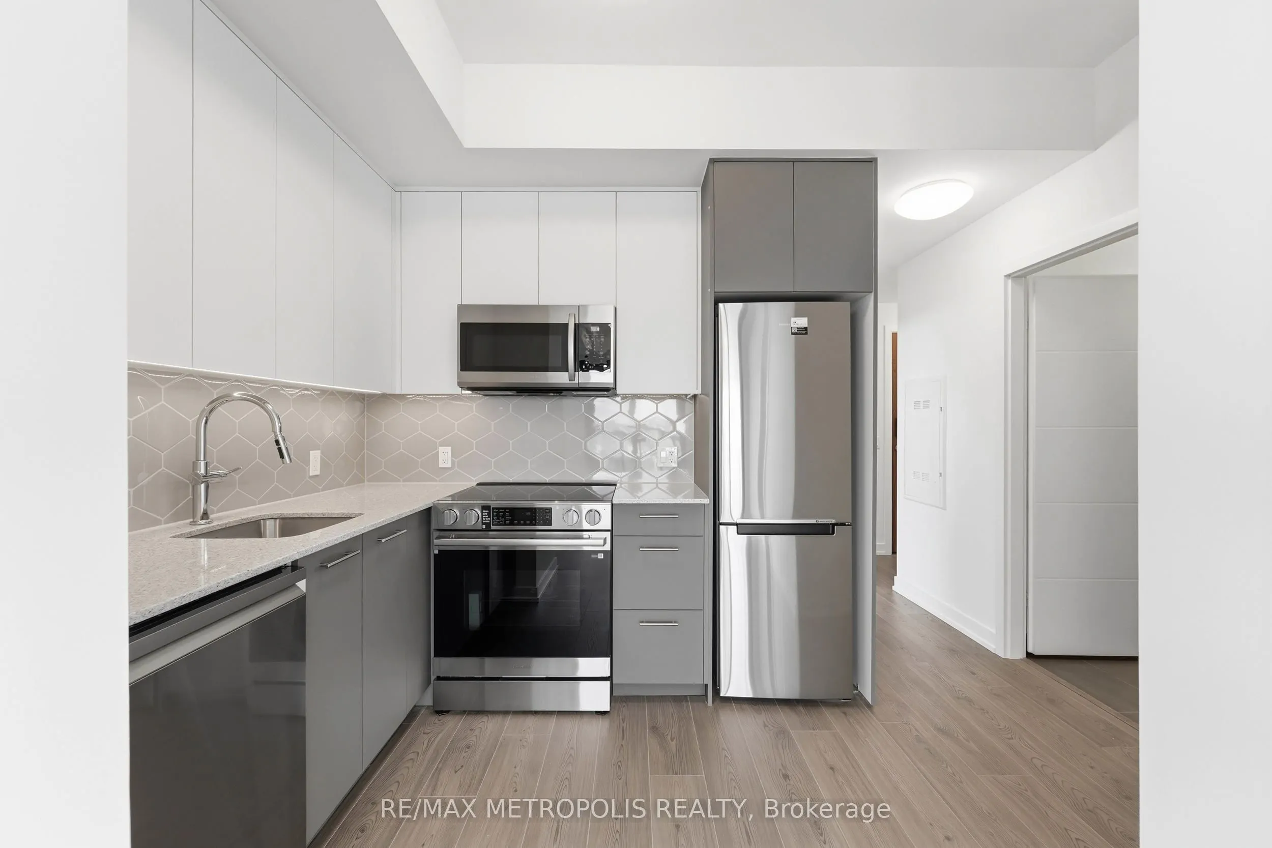 30 Francis Street #3507