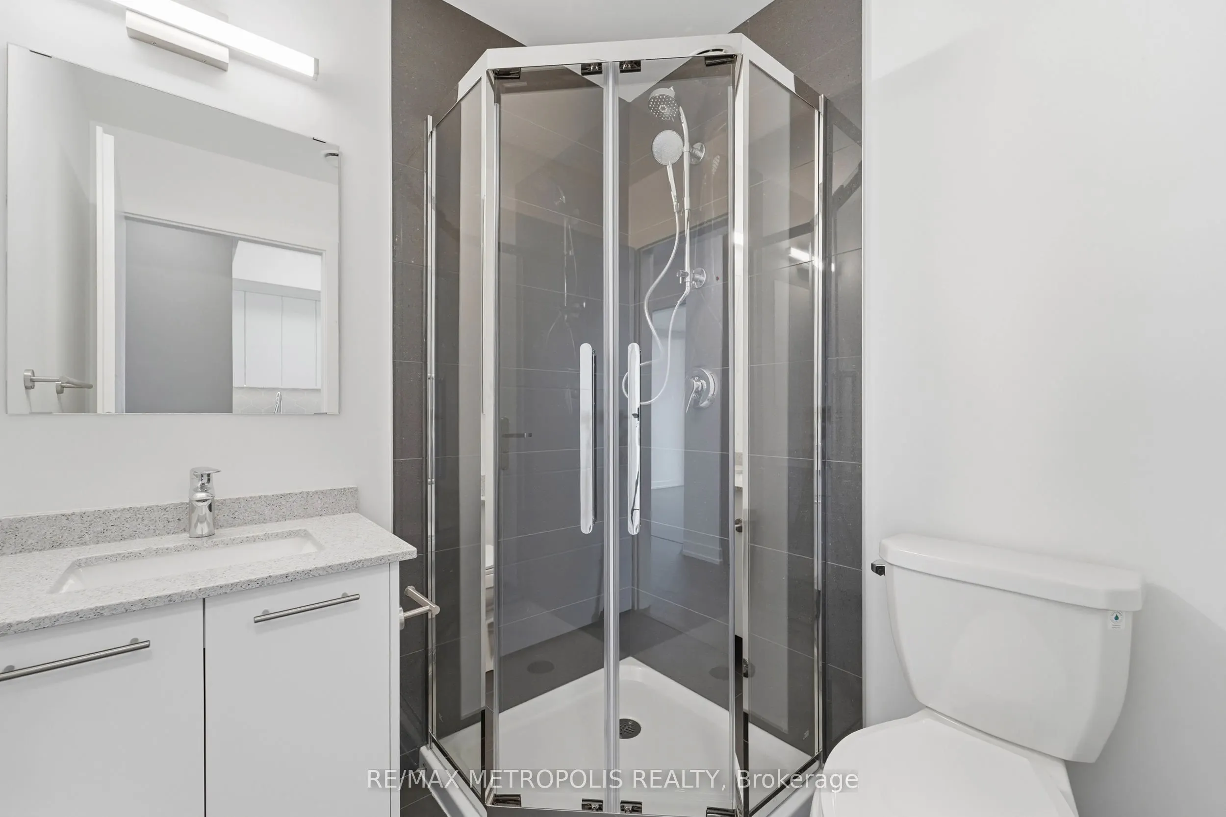30 Francis Street #3507