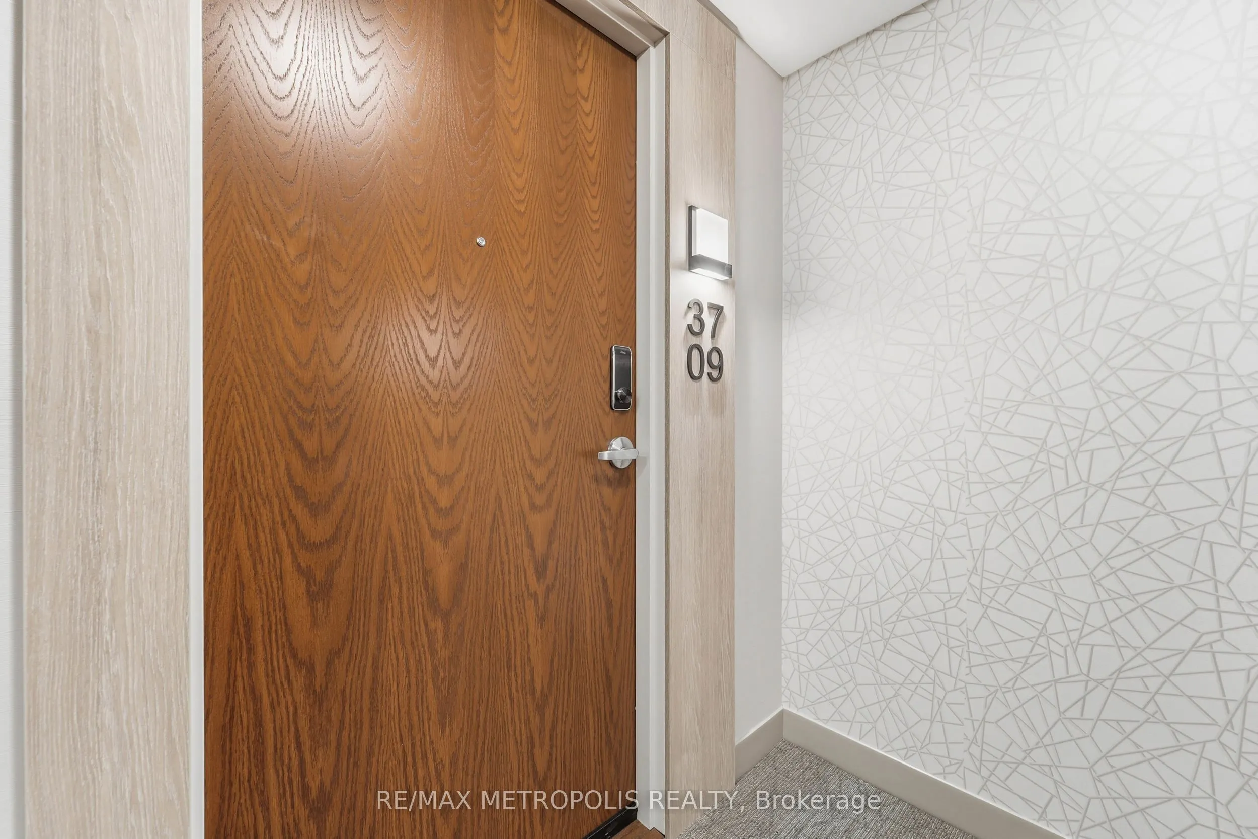 30 Francis Street #3507