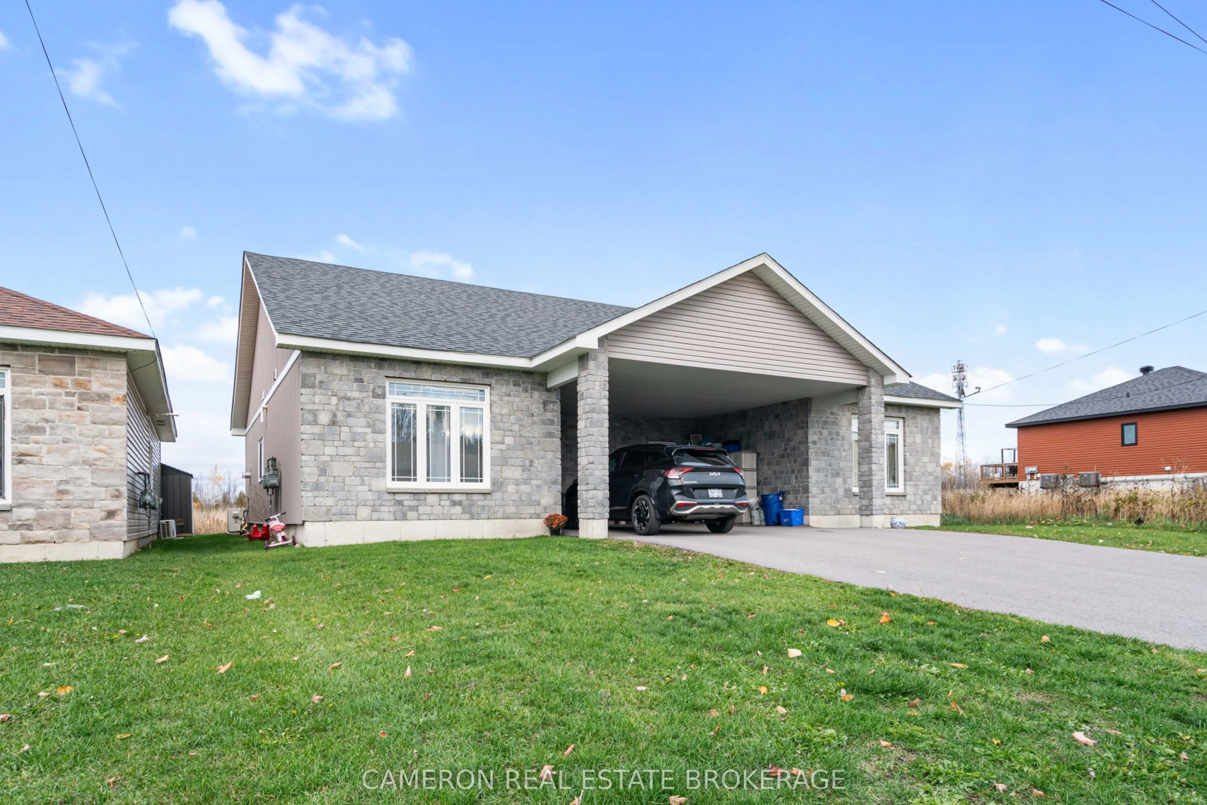 88-88A Mille Roches Road
