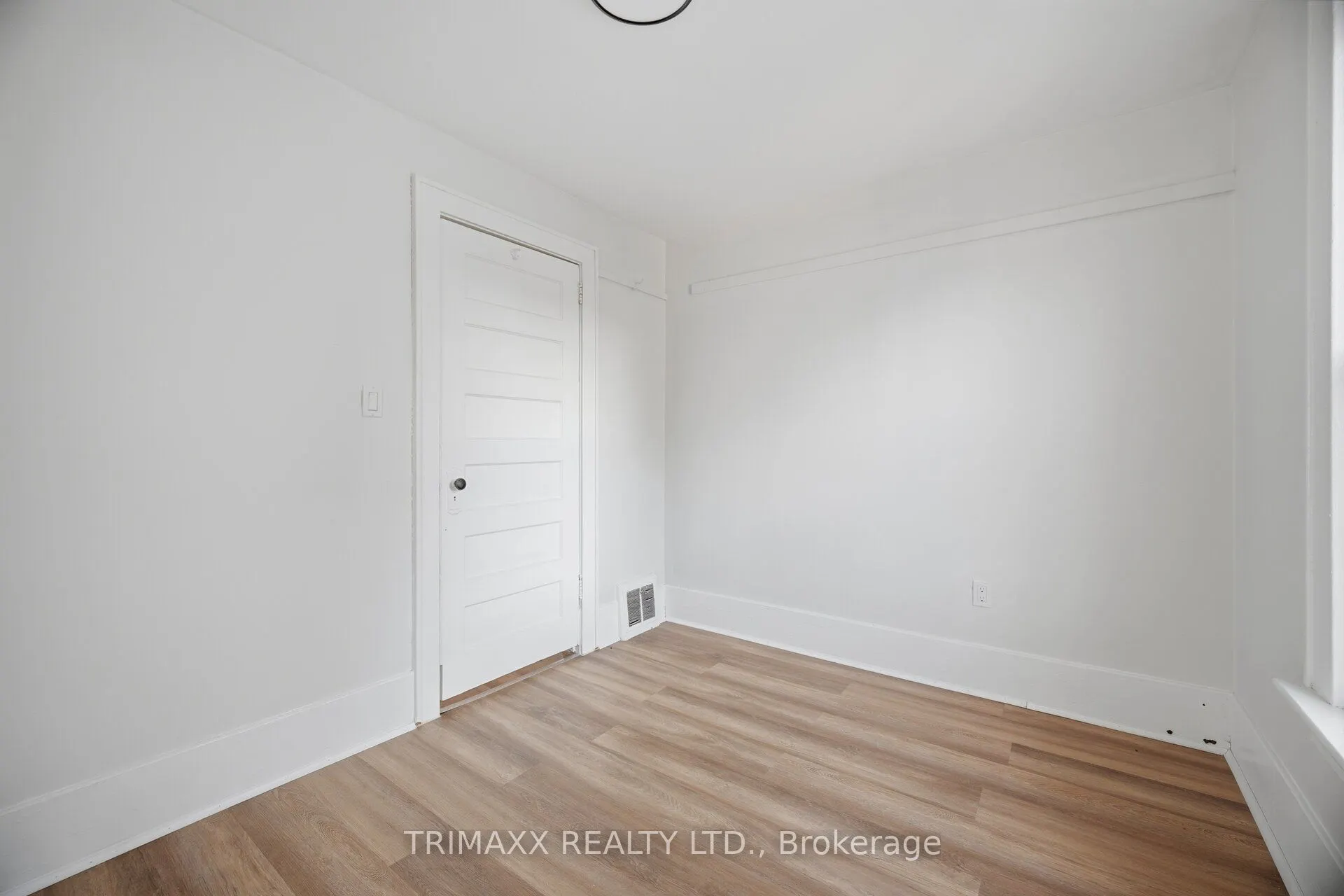 28 Fifth Street