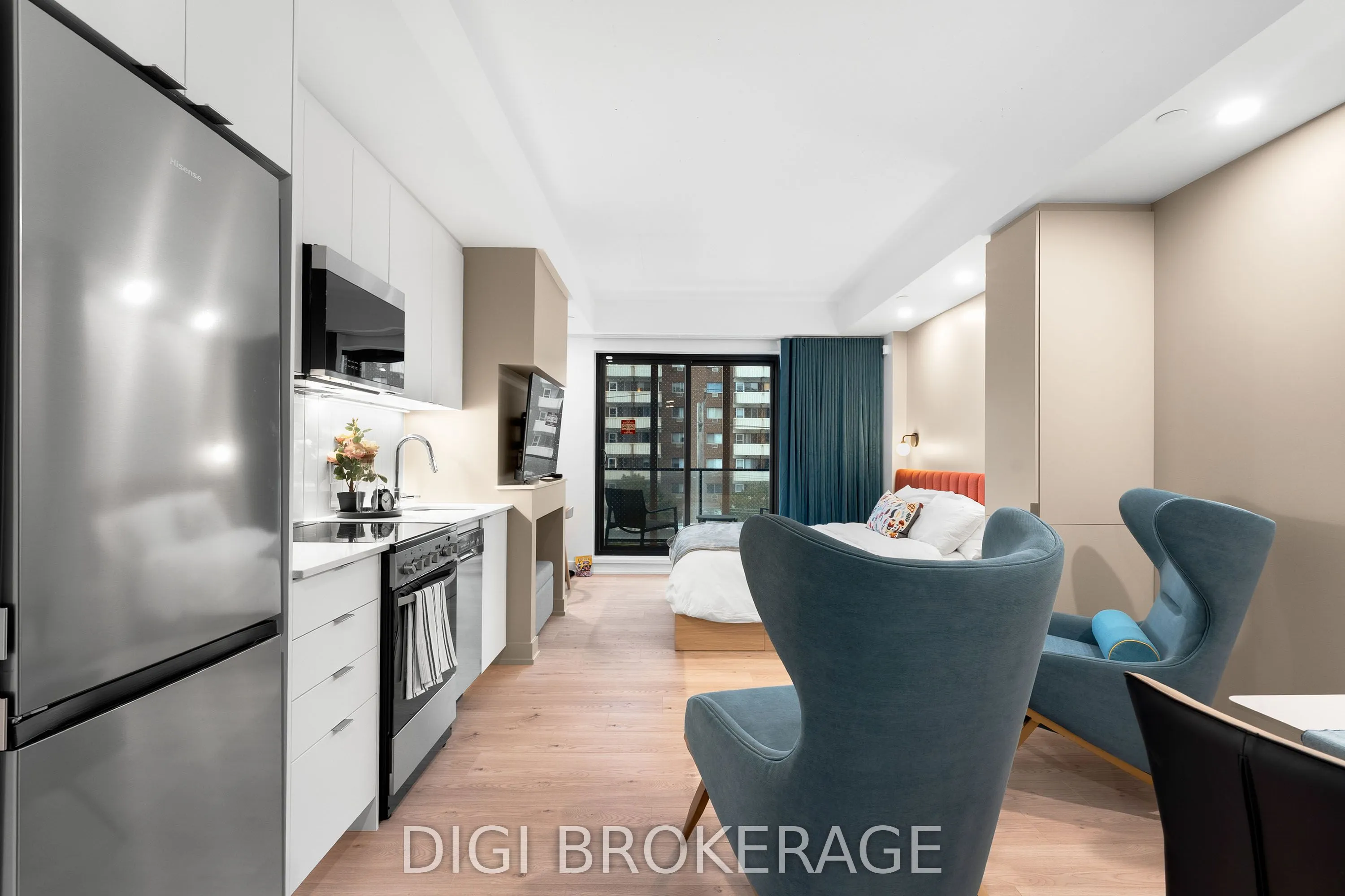 1250 Cummings Avenue #208