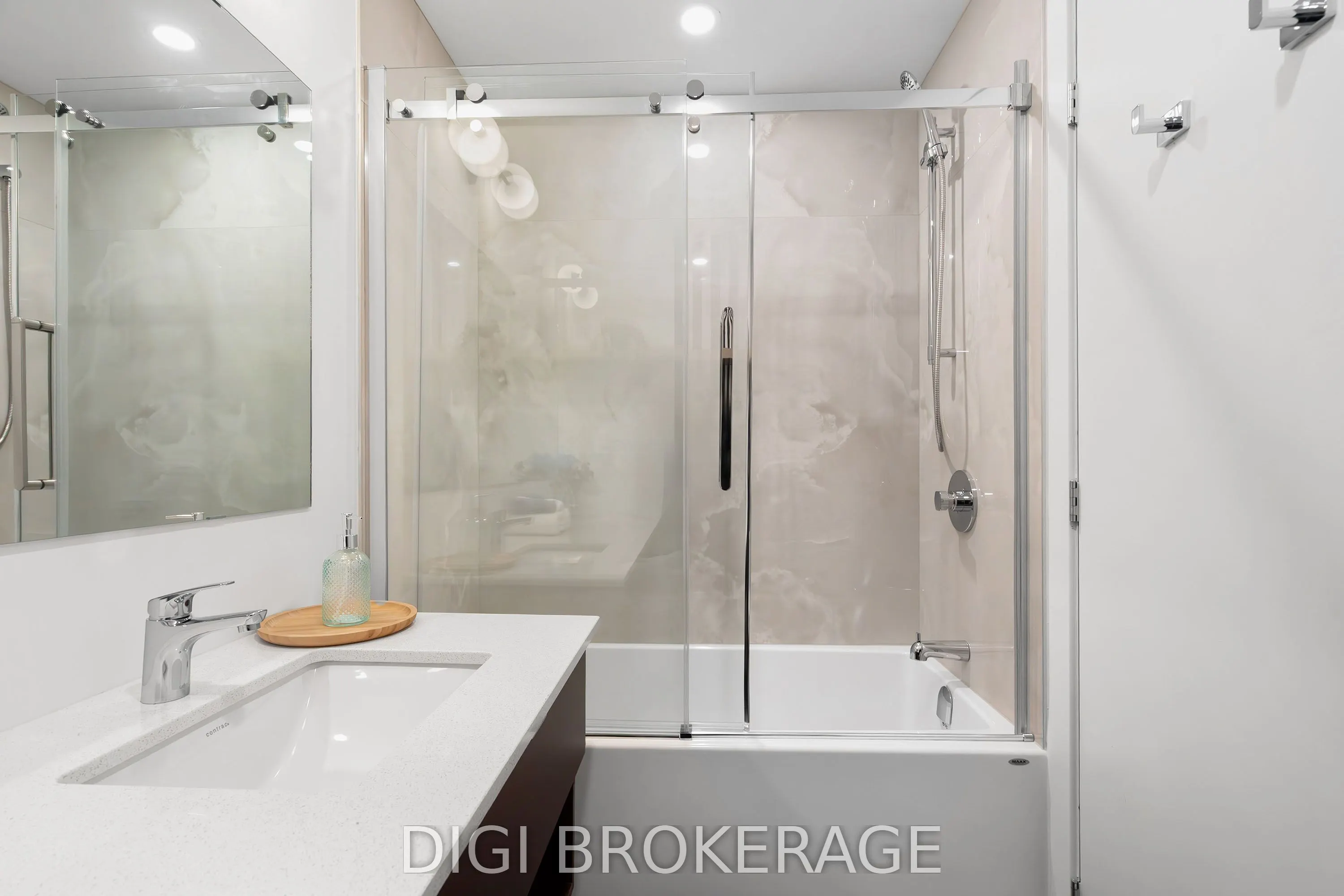 1250 Cummings Avenue #208
