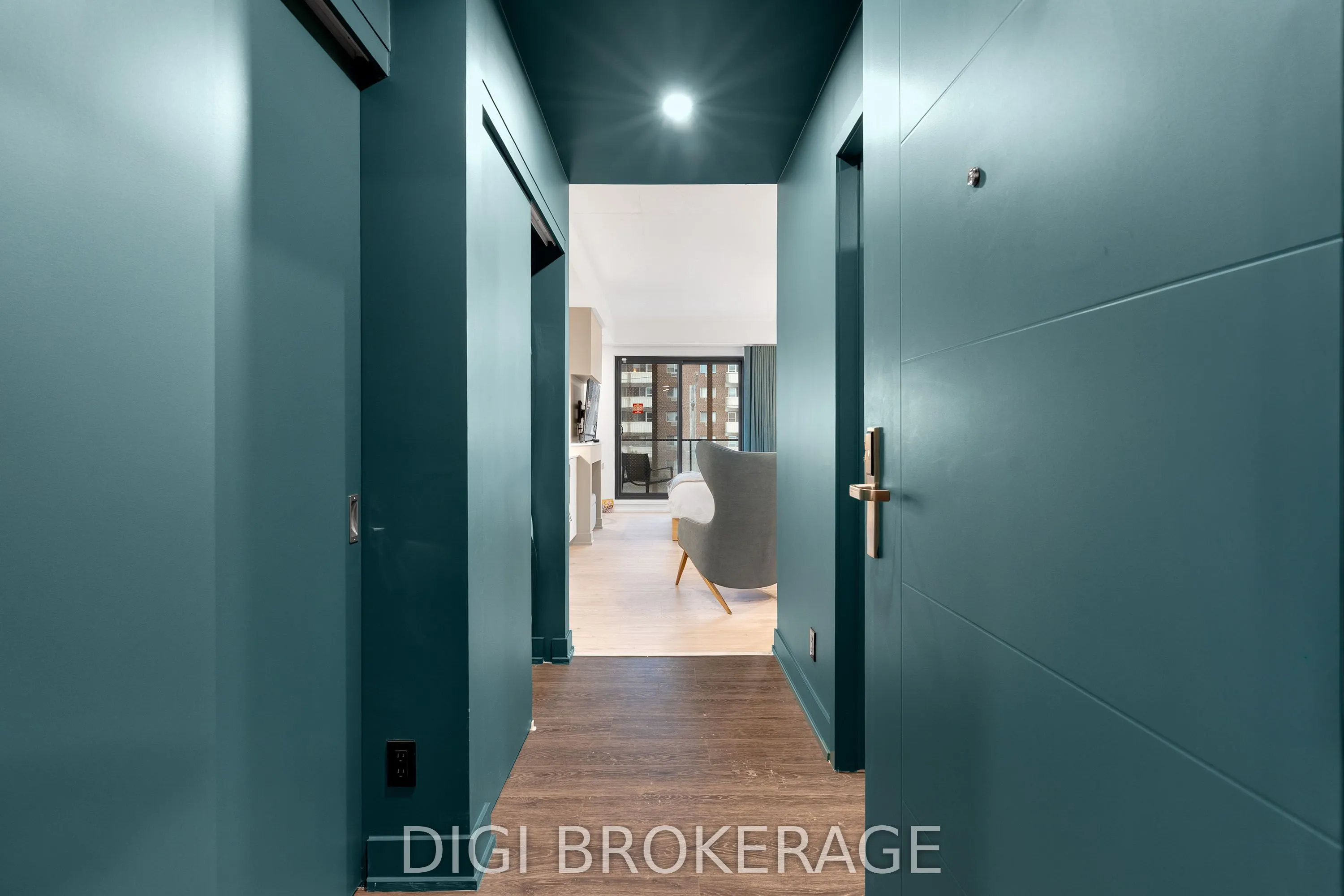 1250 Cummings Avenue #208