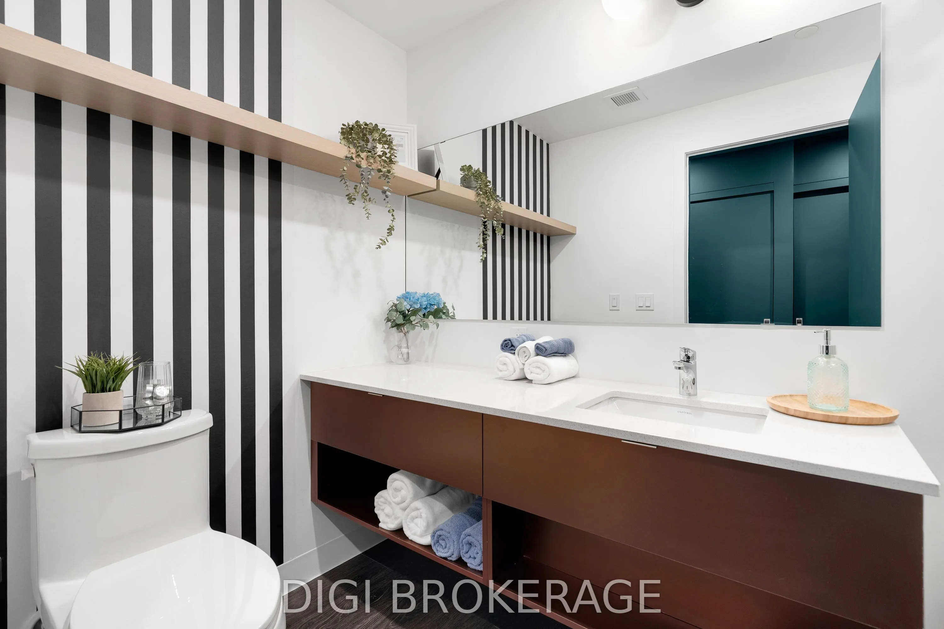 1250 Cummings Avenue #208