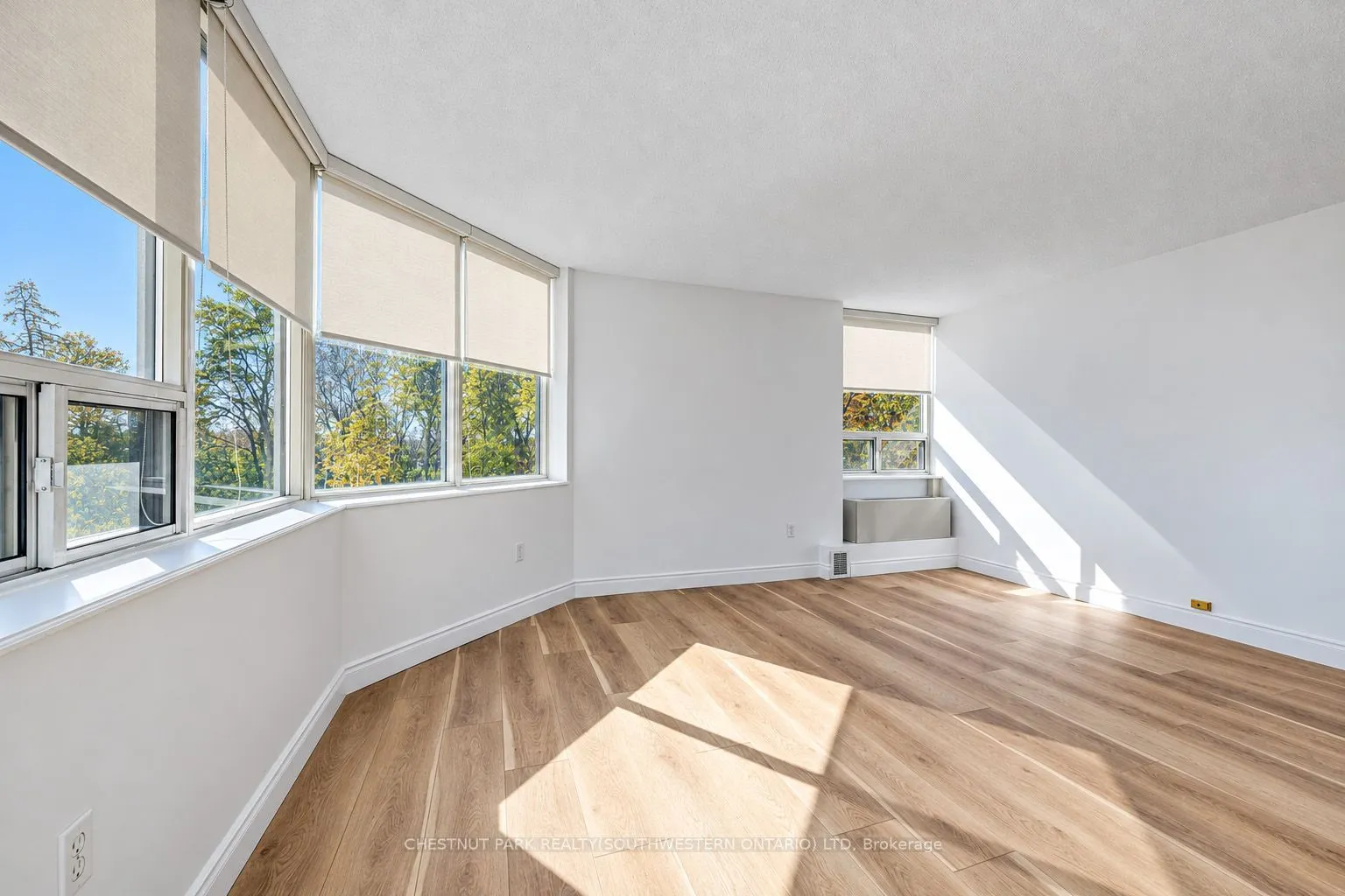 3227 King Street E #604