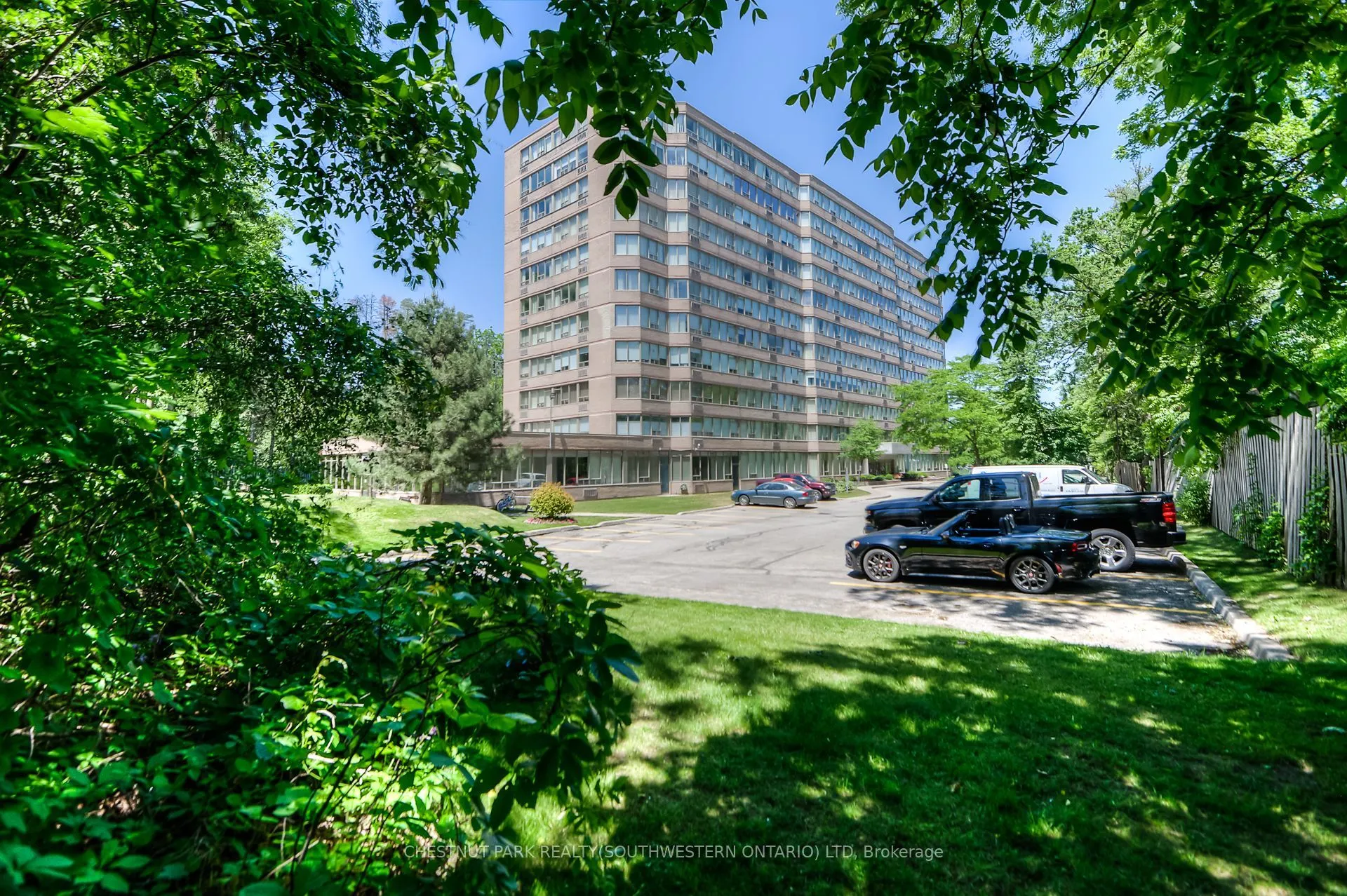 3227 King Street E #604