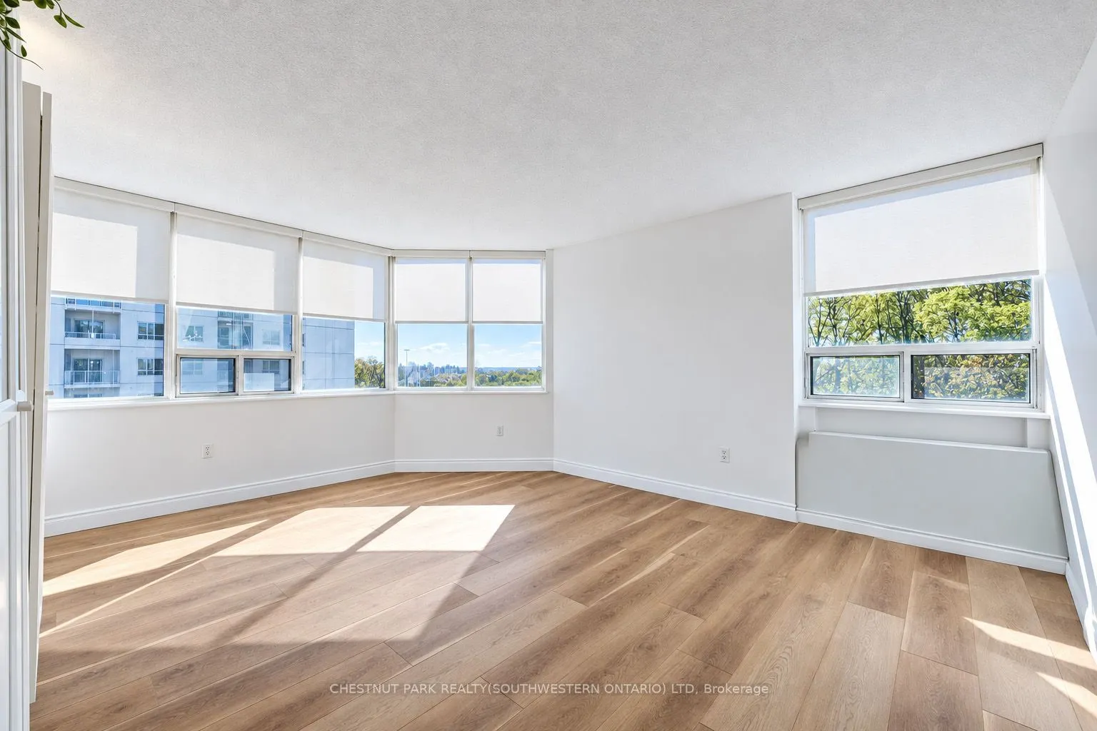 3227 King Street E #604