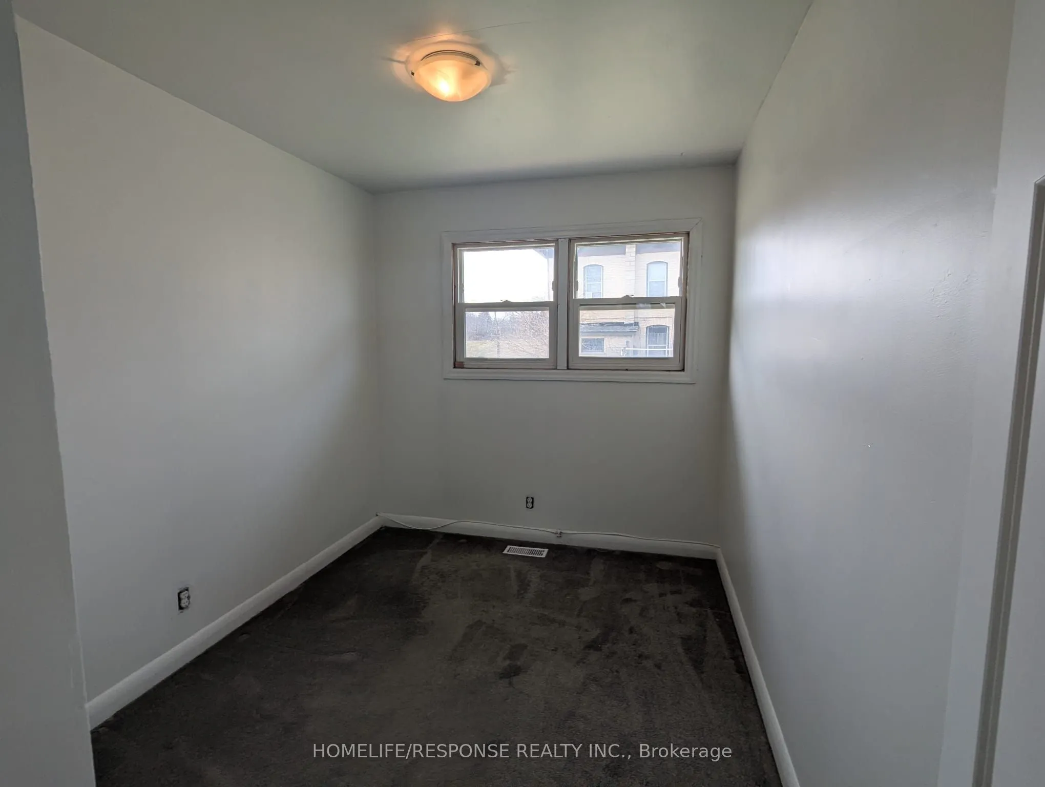 103 Water Street S #1/2