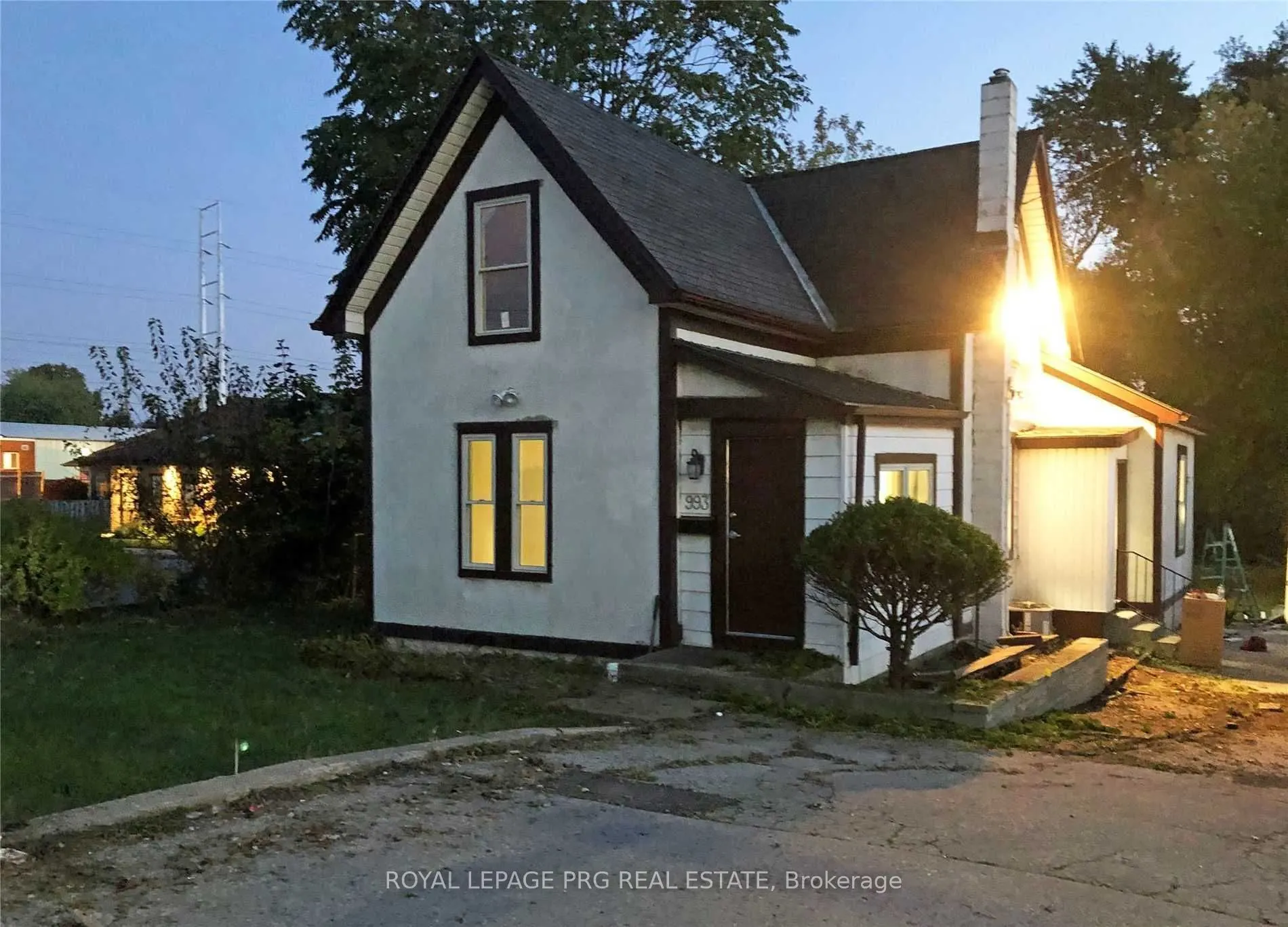 993 Hamilton Road