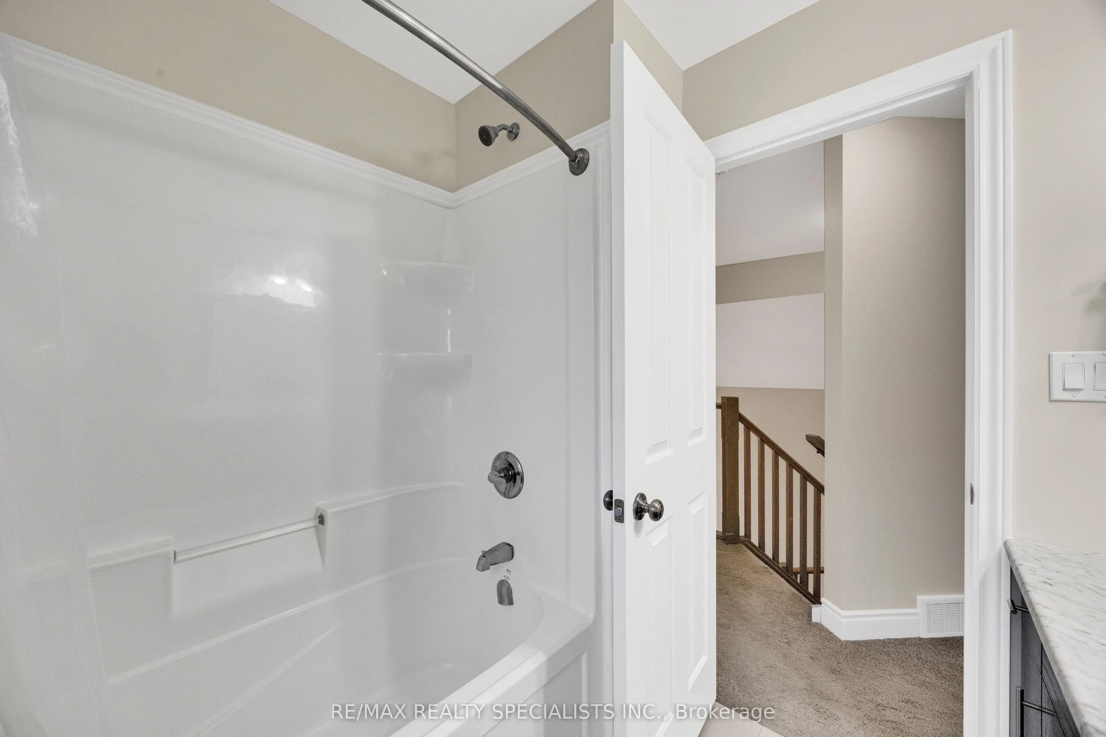 3270 Singleton Avenue #18