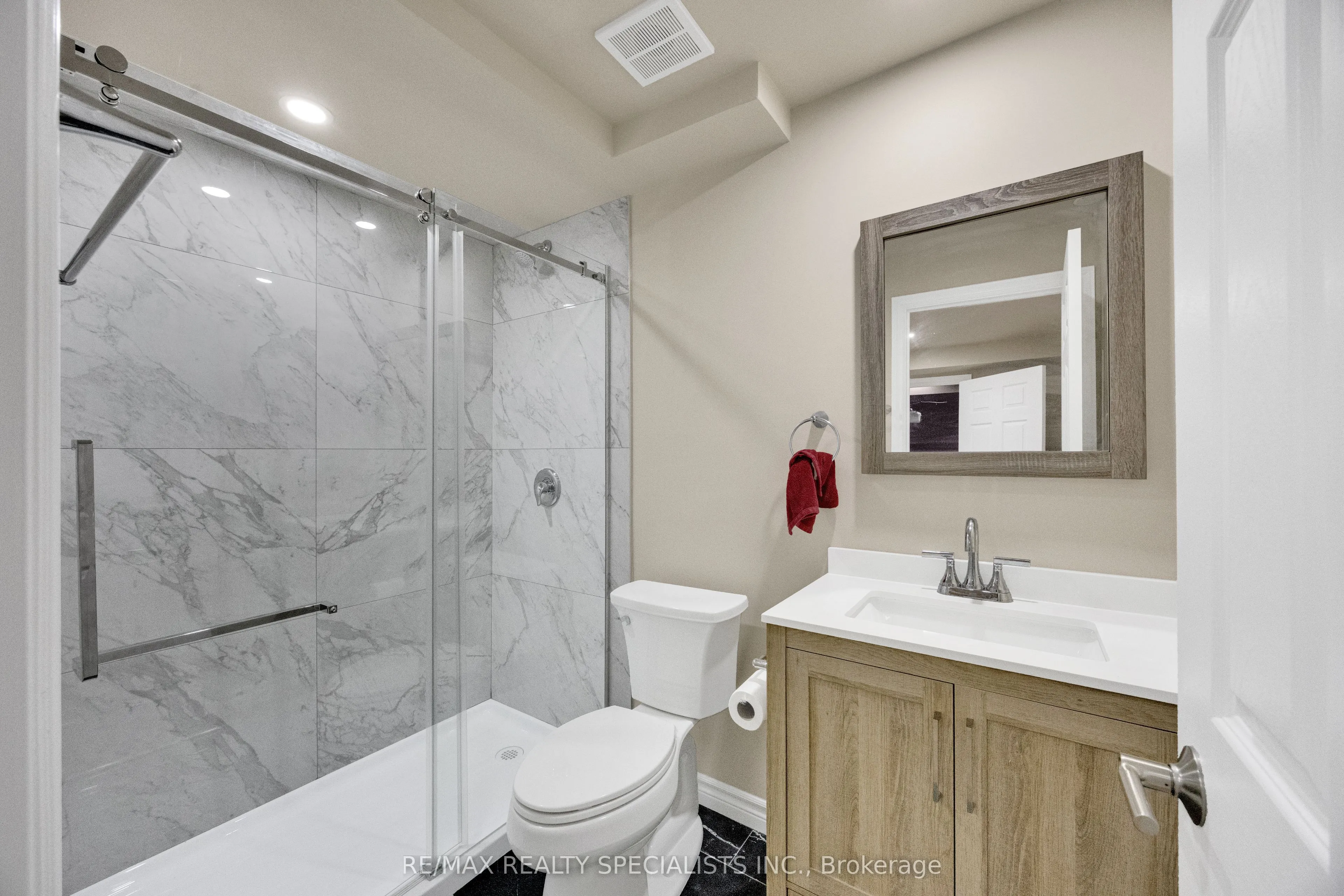 3270 Singleton Avenue #18